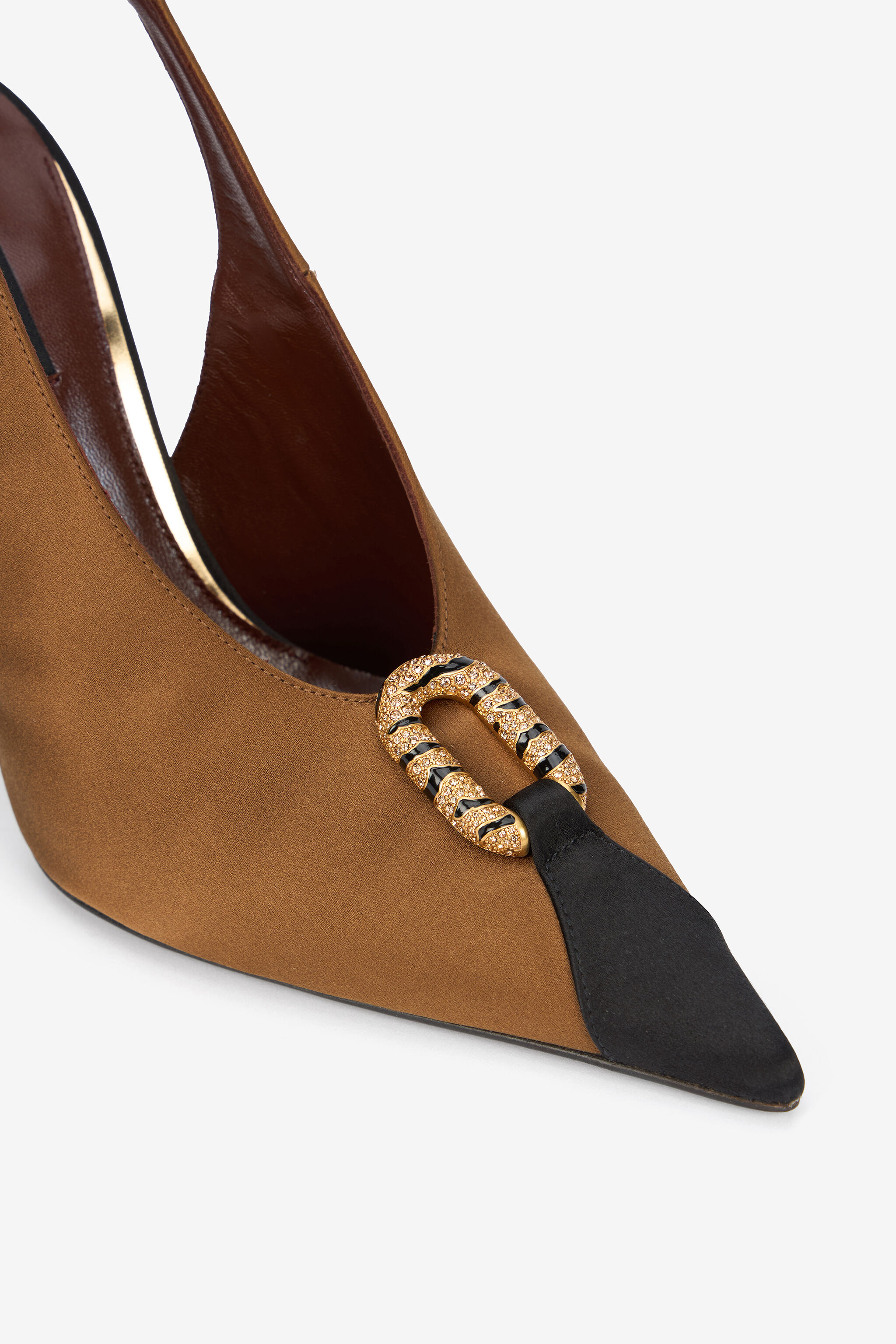 RC Brown And Black Slingbacks With Jewel Detail RC Brown And Black Slingbacks With Jewel Detail MARRONE/NERO VWS010-FL113