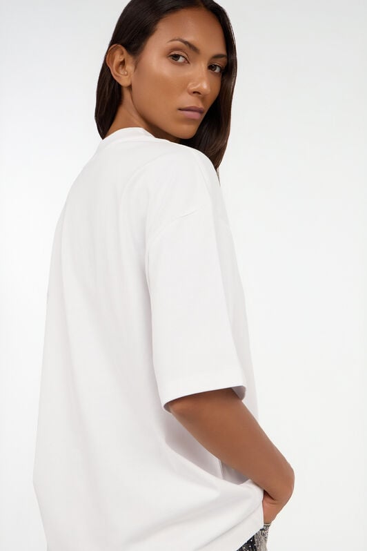 JC T-Shirt mit Frontprint in Weiß JC T-Shirt mit Frontprint in Weiß WHITE/GOLD VFT195-VF318