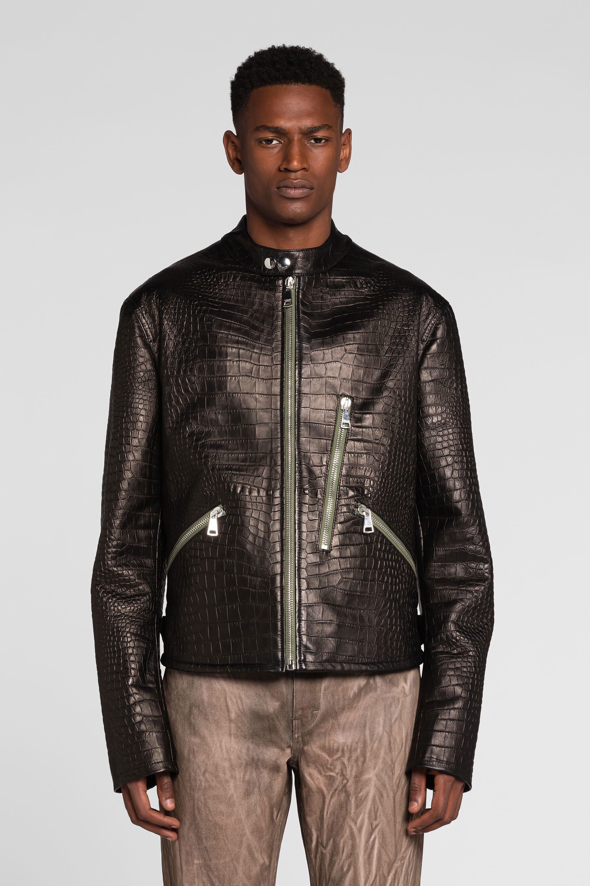 リゼッタ　レジーヌ　フランボワーズ　コート Snakeskin-effect leather jacket in Black for Men | Roberto Cavalli®