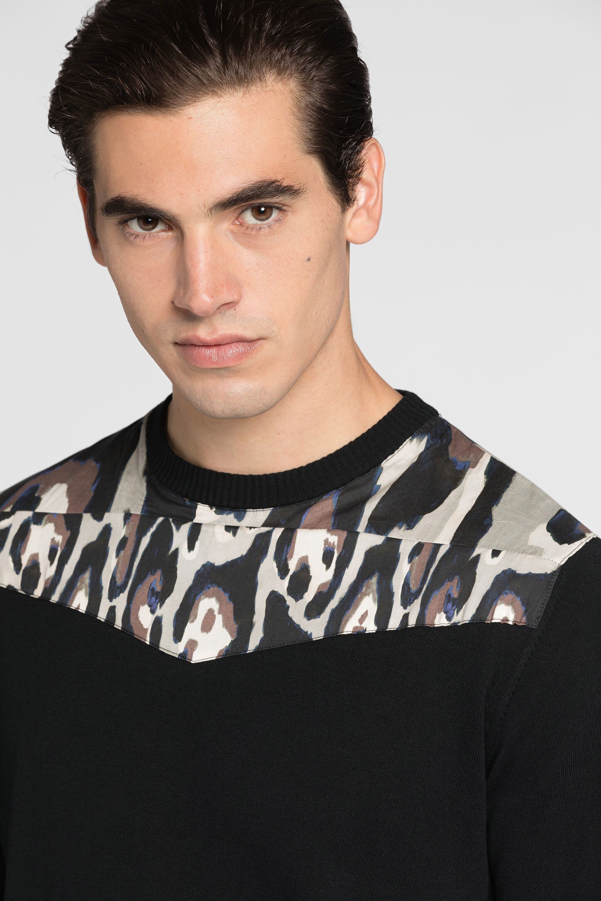 RC Leopard-print panel-detail jumper RC Leopard-print panel-detail jumper Black QRM611-MA001