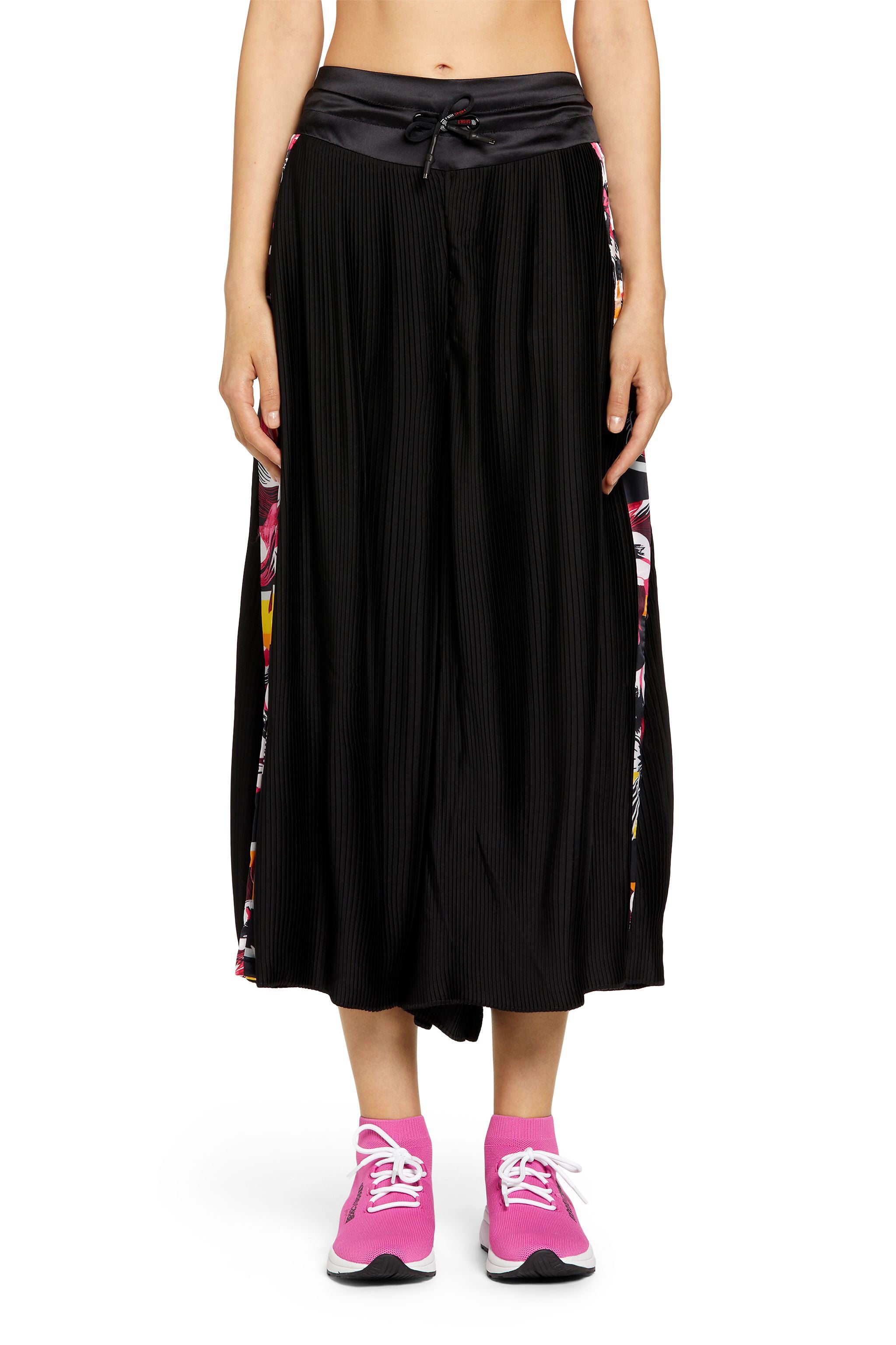 UG Floral-Print Pleated Culottes BLACK IYY02G-RD038