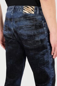 RC Jeans With Contrasting Discoloration Detailing Dark blue VRJ200-VT033