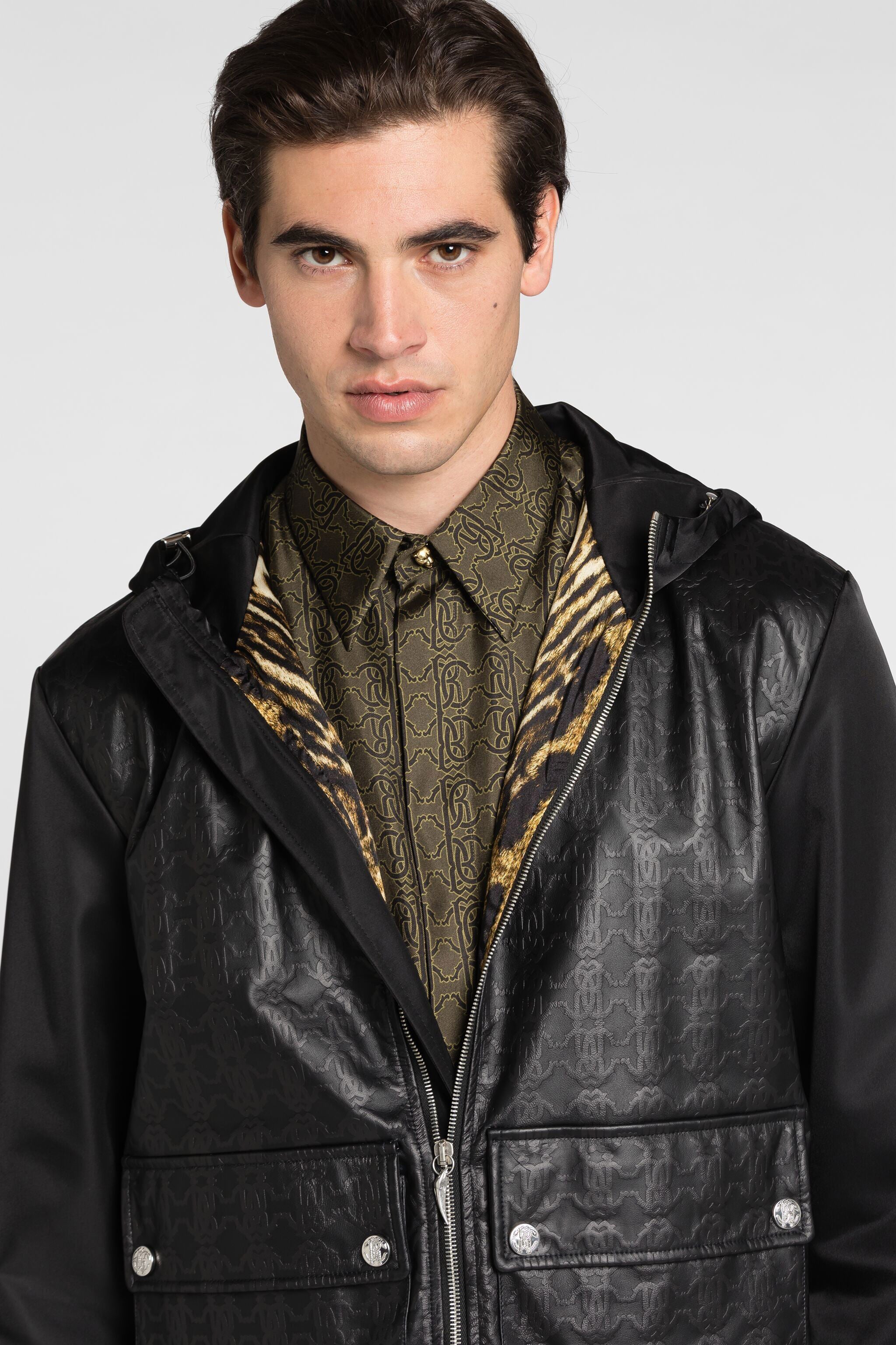RC RC Monogram-Print Hooded Jacket RC RC Monogram-Print Hooded Jacket Black PRT513-SB007