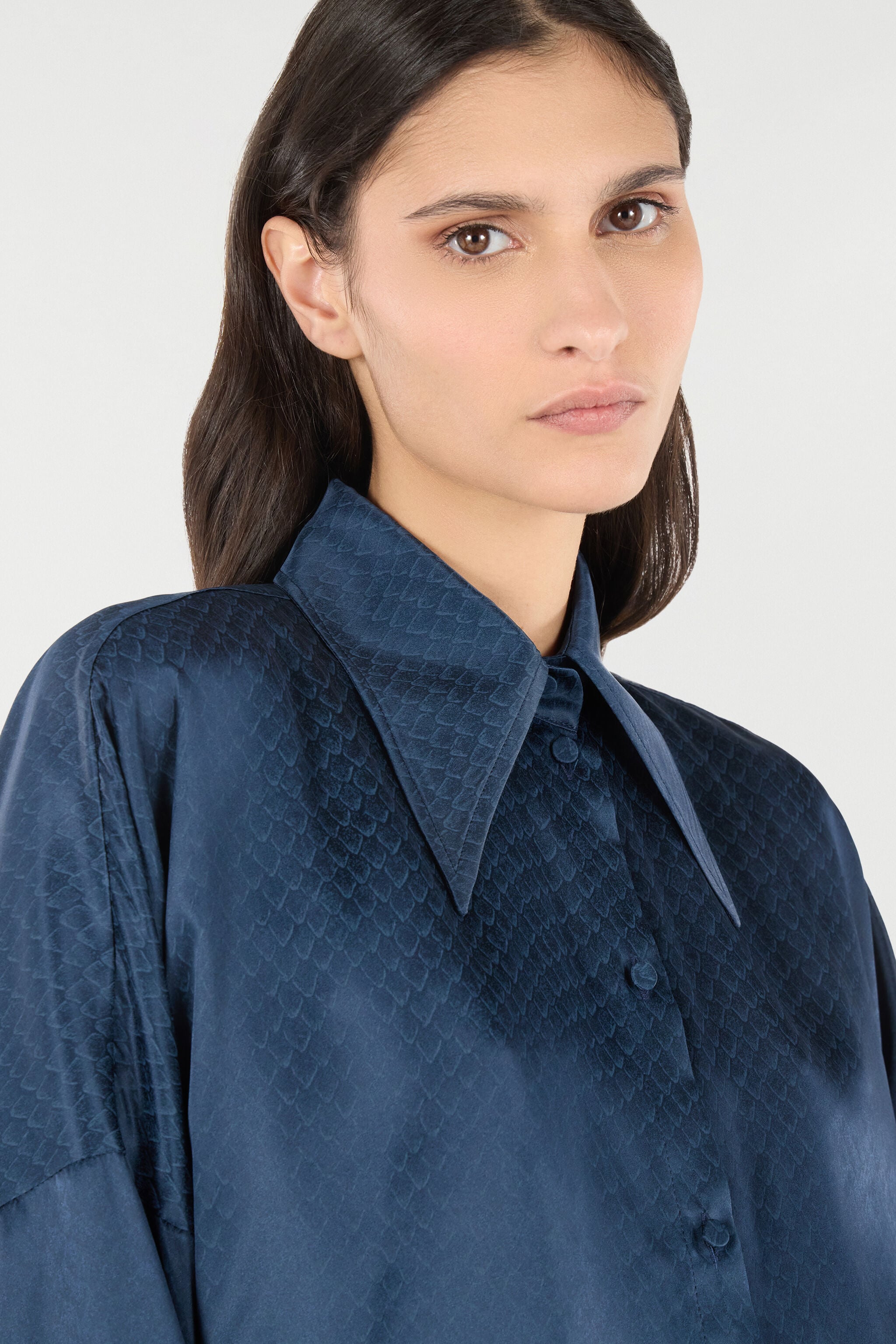 RC Chemise En Soie Avec Motif Façon Serpent RC Chemise En Soie Avec Motif Façon Serpent Bleu foncé UKT710-SZN57