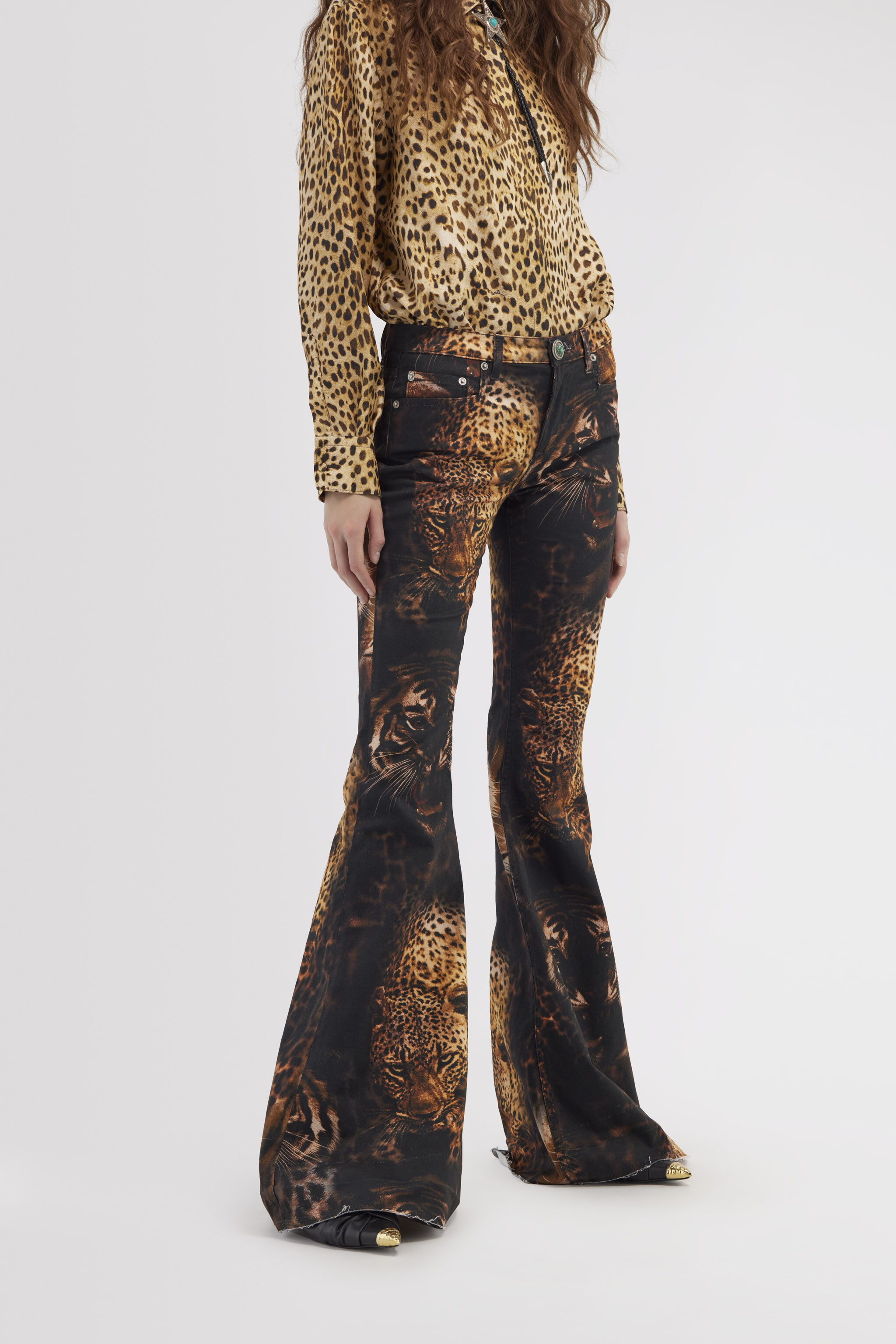 RC Jeans with Jaguar print RC Jeans with Jaguar print Dunkelbraun RWJ205-DAI14