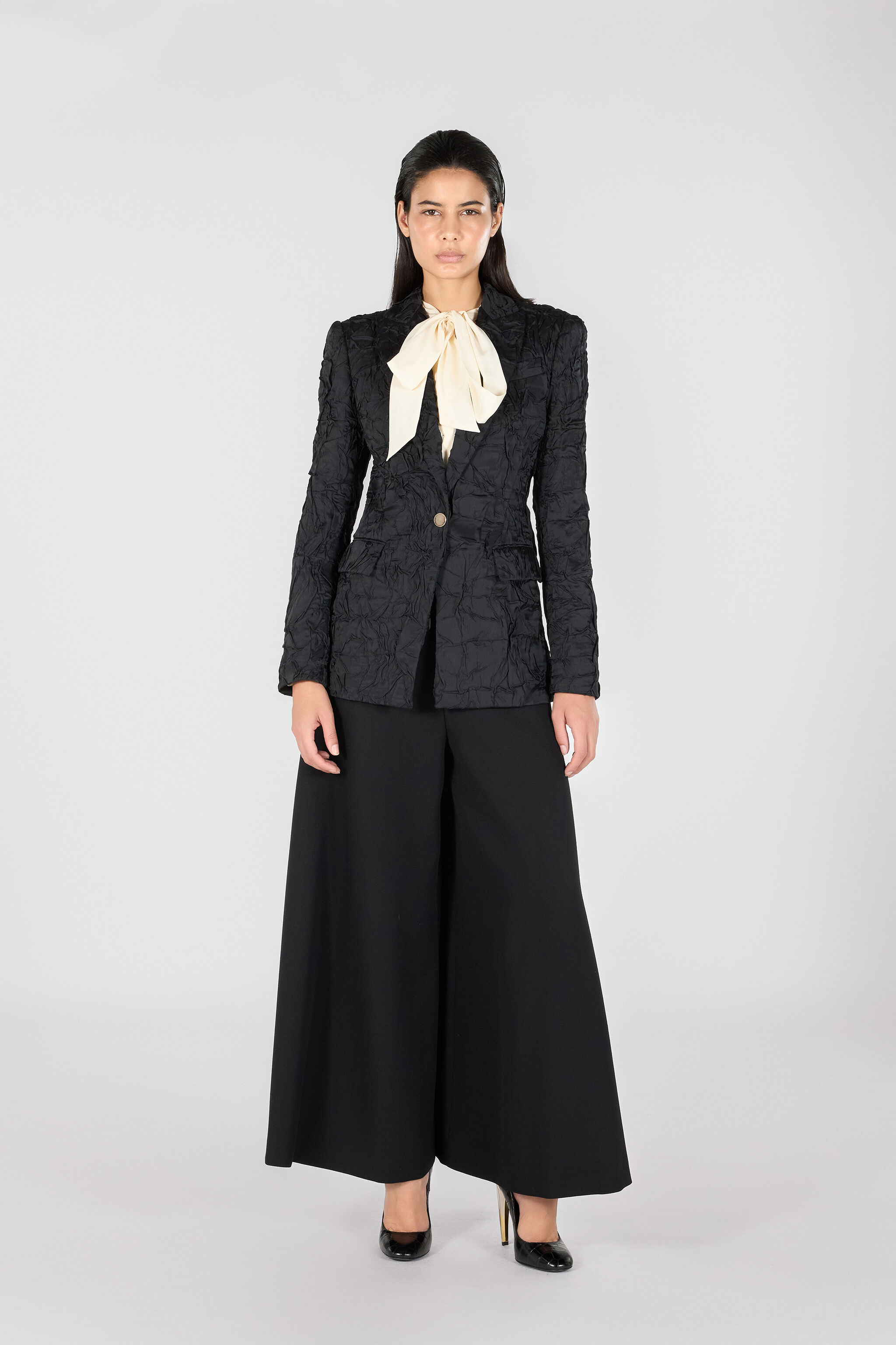 Crinkled-effect blazer in Black for Women | Roberto Cavalli®