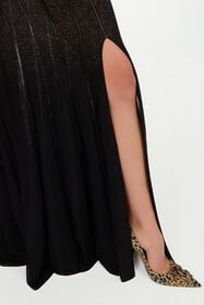 RC Long dress in black and gold with pleated skirt NERO/ORO VWM199-MO007