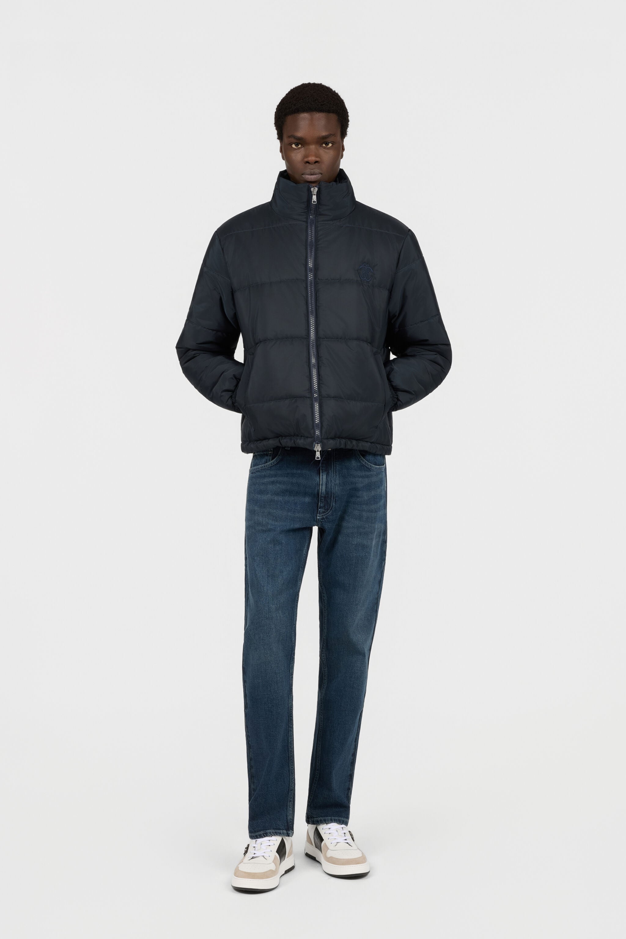RC Marineblaue Steppjacke mit Stehkragen und Reißverschluss RC Marineblaue Steppjacke mit Stehkragen und Reißverschluss DENIM TOT40D-FT143