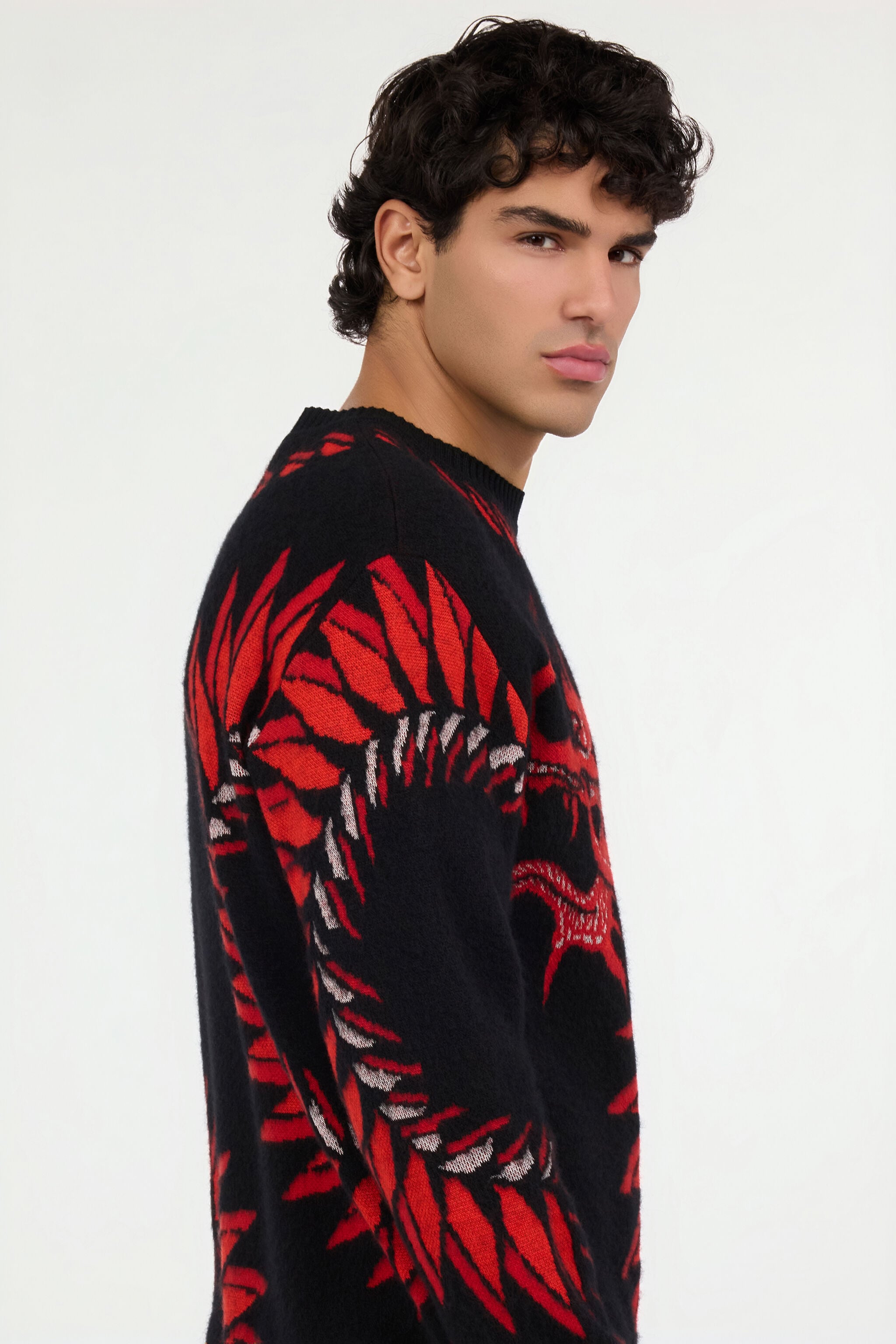 RC Black Sweater with Red and White Dragon RC Black Sweater with Red and White Dragon BLACK WHITE RED VNM603-MQ013