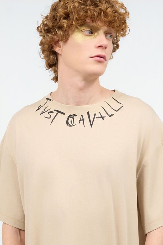 JC Distressed Crew-Neck T-Shirt With Logo JC Distressed Crew-Neck T-Shirt With Logo Light Brown UFT043-UF063