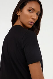 JC Camiseta negra con logo bordado BLACK/GOLD VFT203-VF326