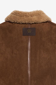 JU Jacke aus Faux-Shearling BROWN R/BM XJT42N-FT003