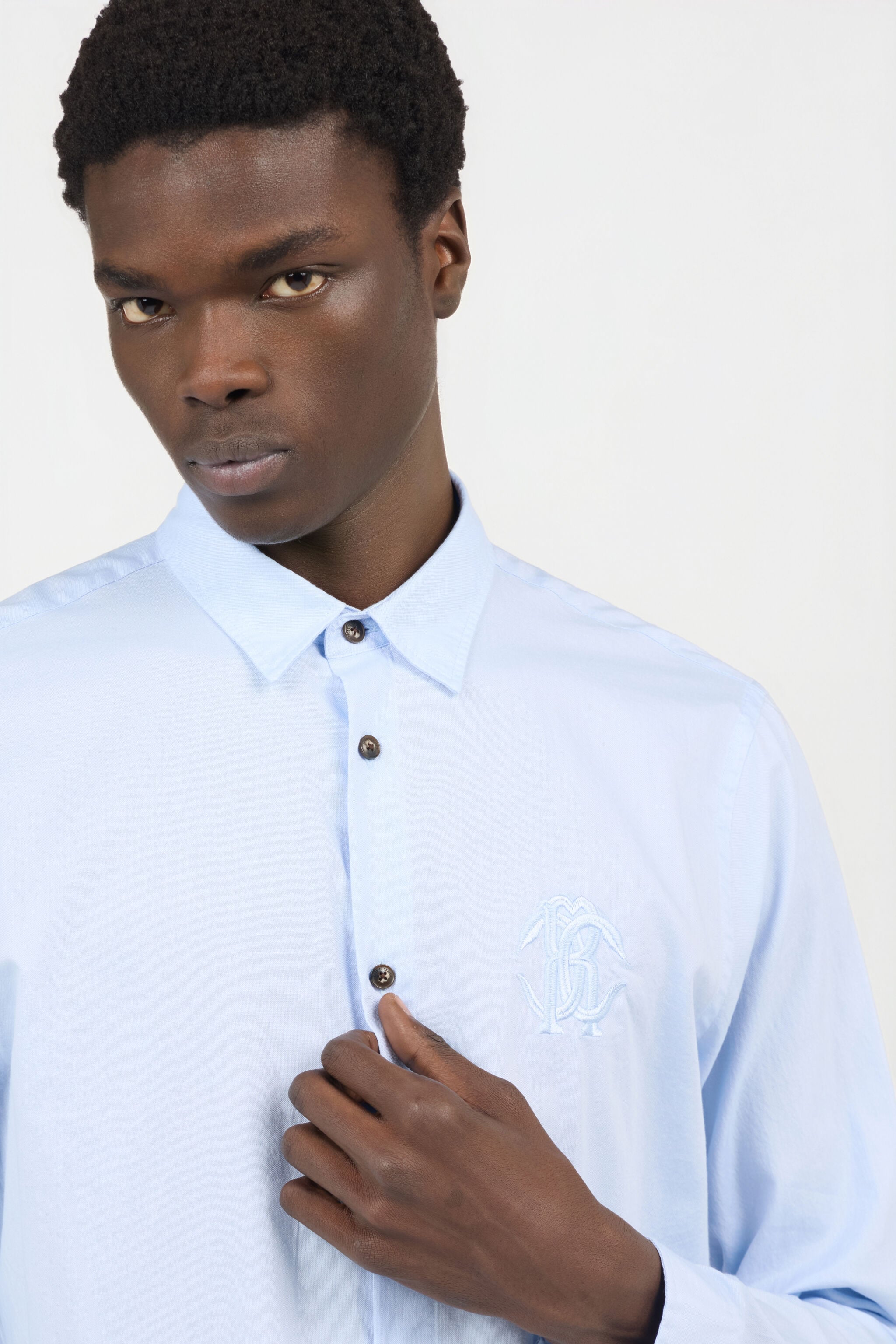 RC Chemise Bleu Clair avec Broderie Monogram RC RC Chemise Bleu Clair avec Broderie Monogram RC LIGHT BLUE SOT70P-FN006