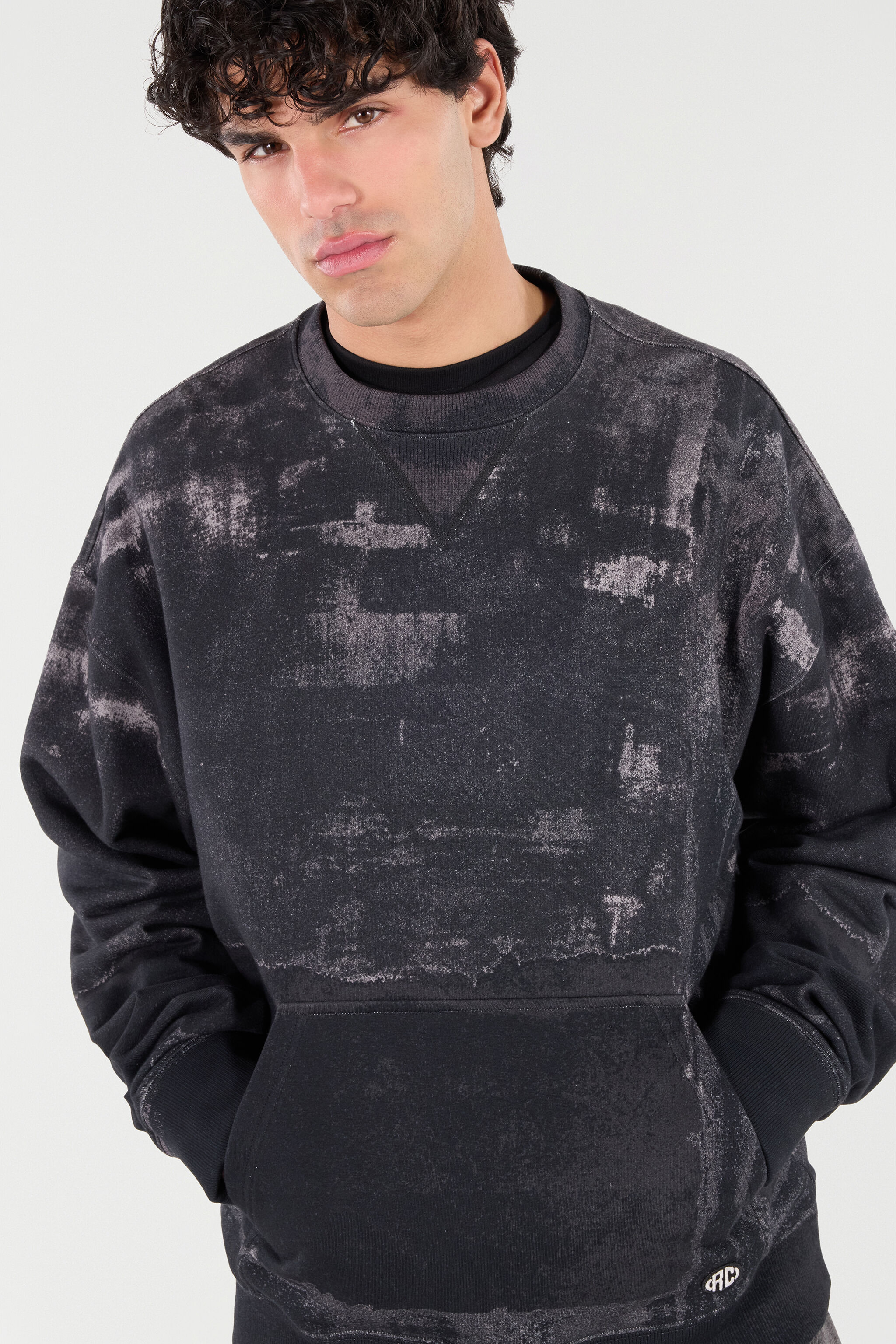 RC Used Gradient-Effect Sweatshirt RC Used Gradient-Effect Sweatshirt Black VNT68B-FOP69