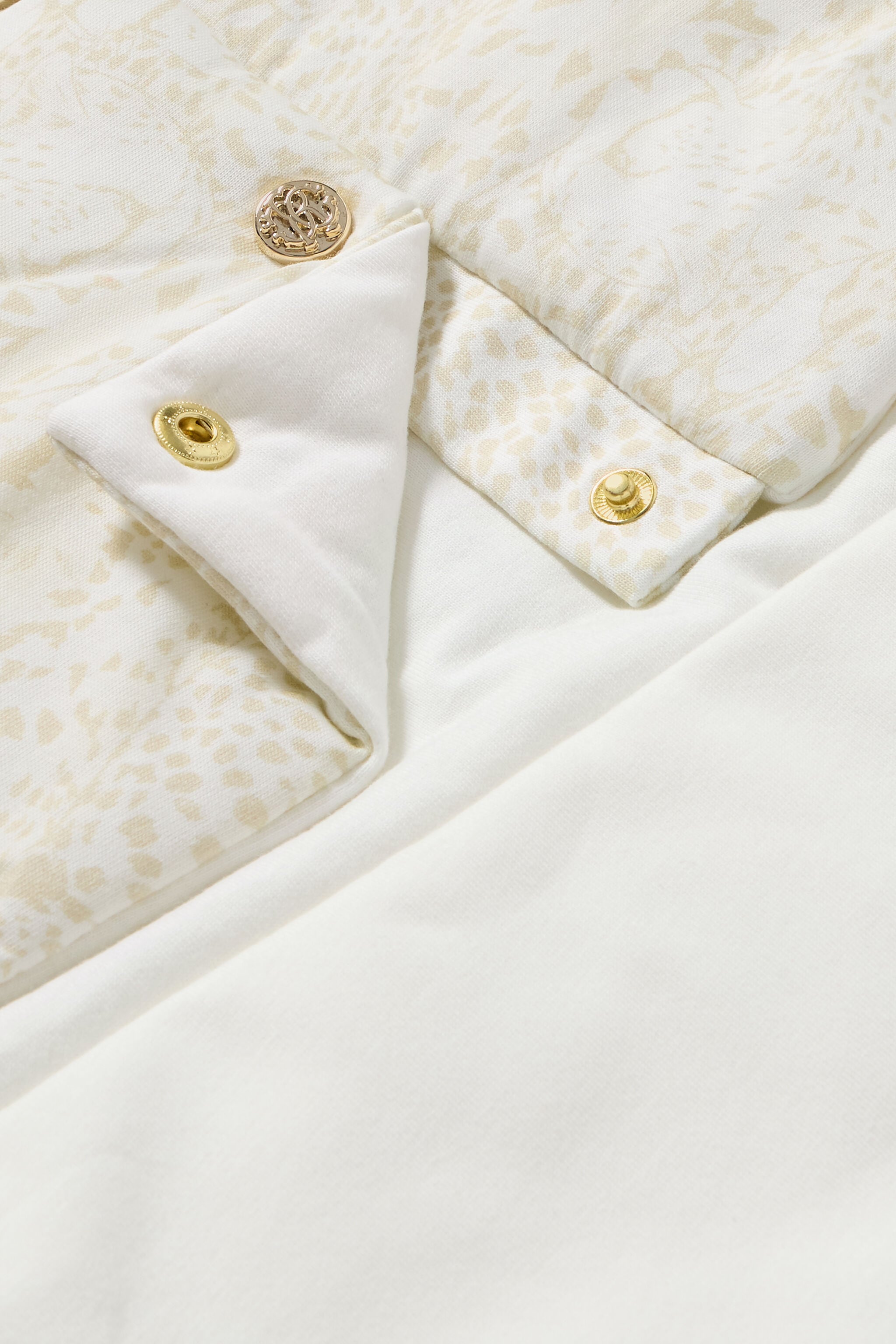 JU Sleeping Bag With Cheetahs And RC Monogram Ivory UJT808-JFO35