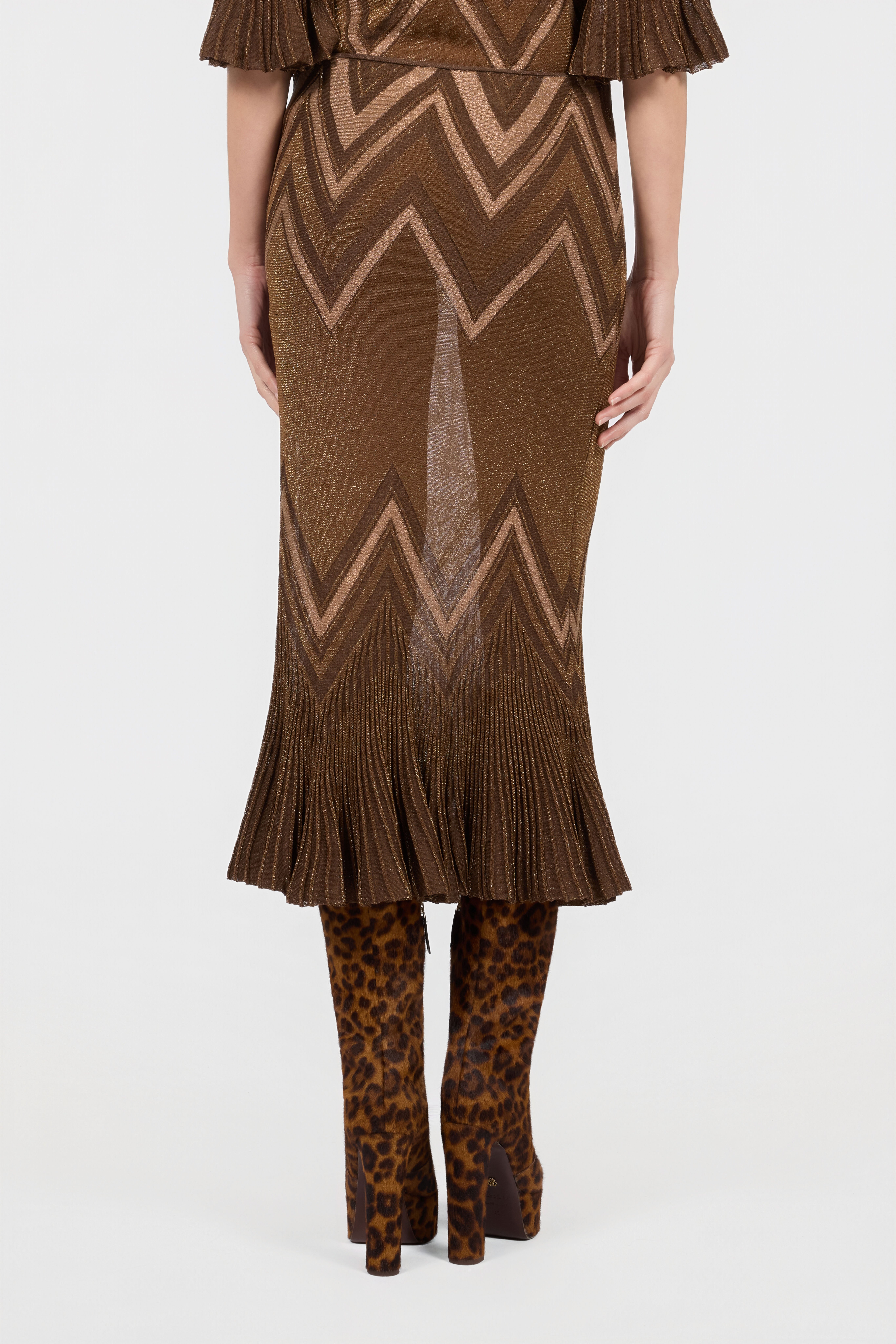 RC Chevron Jacquard Lurex Knit Skirt RC Chevron Jacquard Lurex Knit Skirt BROWN/PINK XQM301-MO007