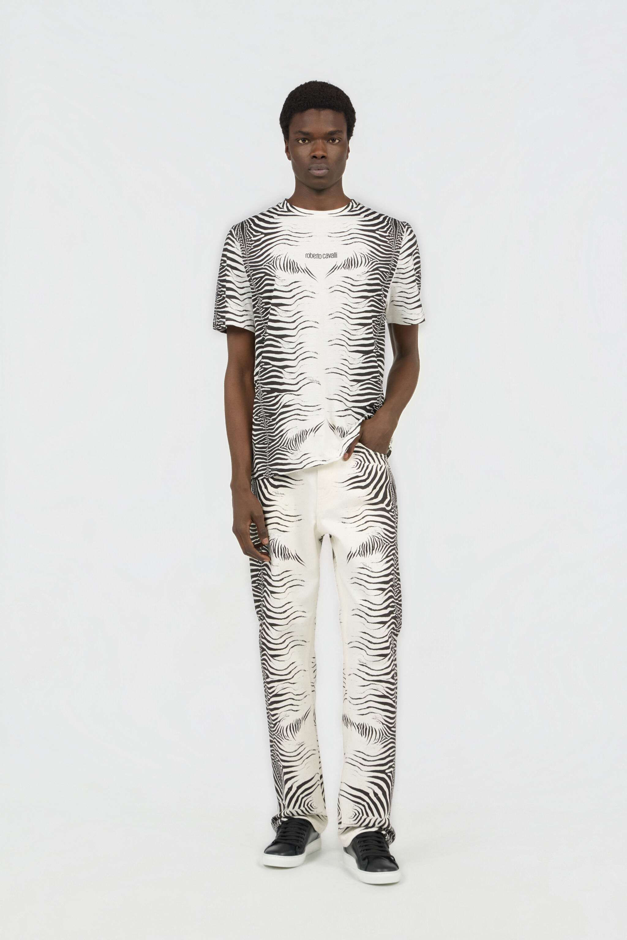Zebra Print T-Shirt in WHITE/BLACK ZEBRA for Men | Roberto Cavalli®