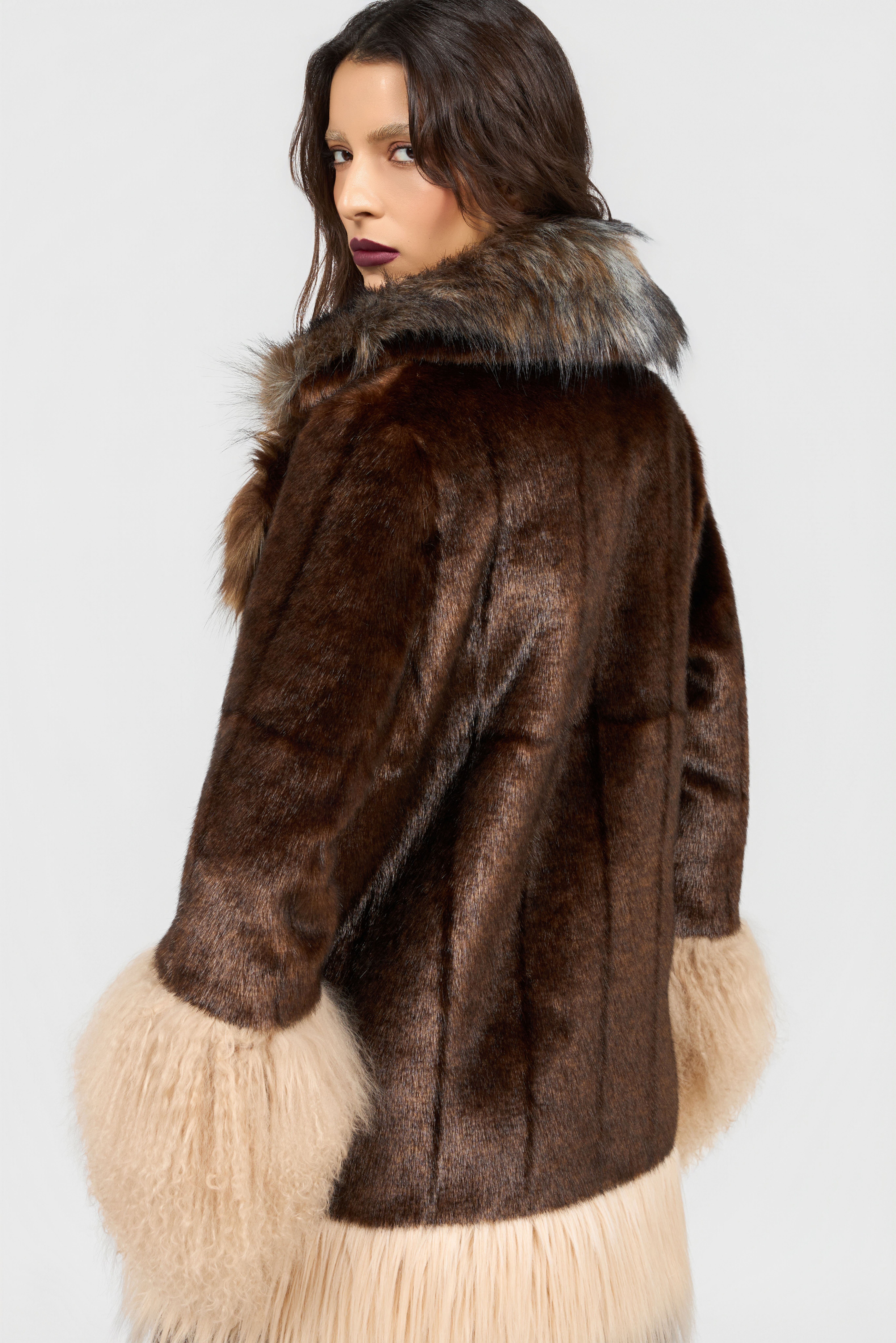 RC Cappotto Marrone In Faux Fur RC Cappotto Marrone In Faux Fur BROWN XQT504-FY033
