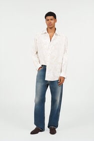 RC Camisa con motivo ornamental blanca WHITE WRT722-2NR36