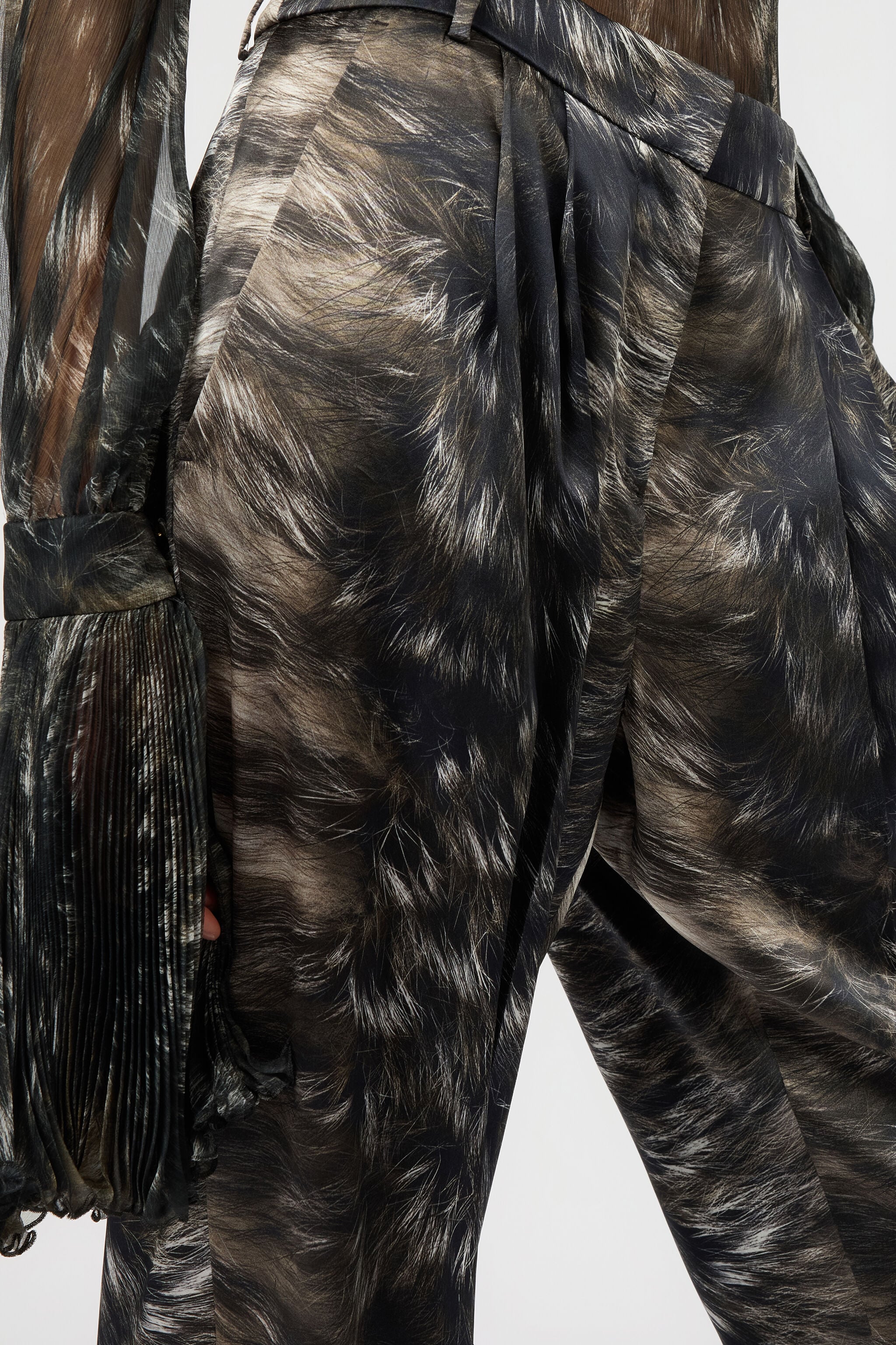 RC Pantalones de seda con estampado Fur RC Pantalones de seda con estampado Fur BLACK/BEIGE XWT202-SZT79