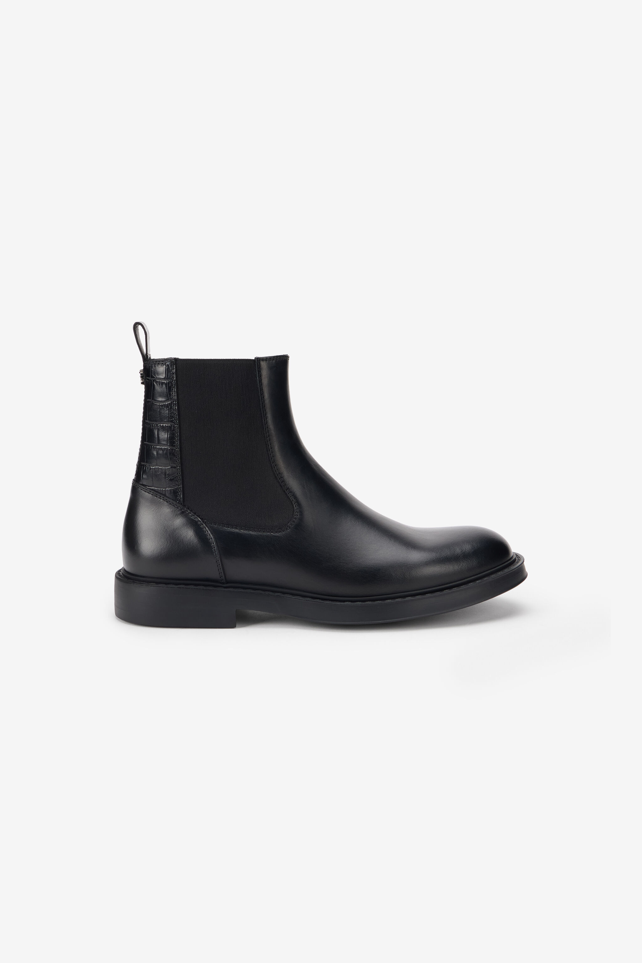 RC Black Chelsea Boots With Pull Tabs RC Black Chelsea Boots With Pull Tabs BLACK TOS00A-PZC15
