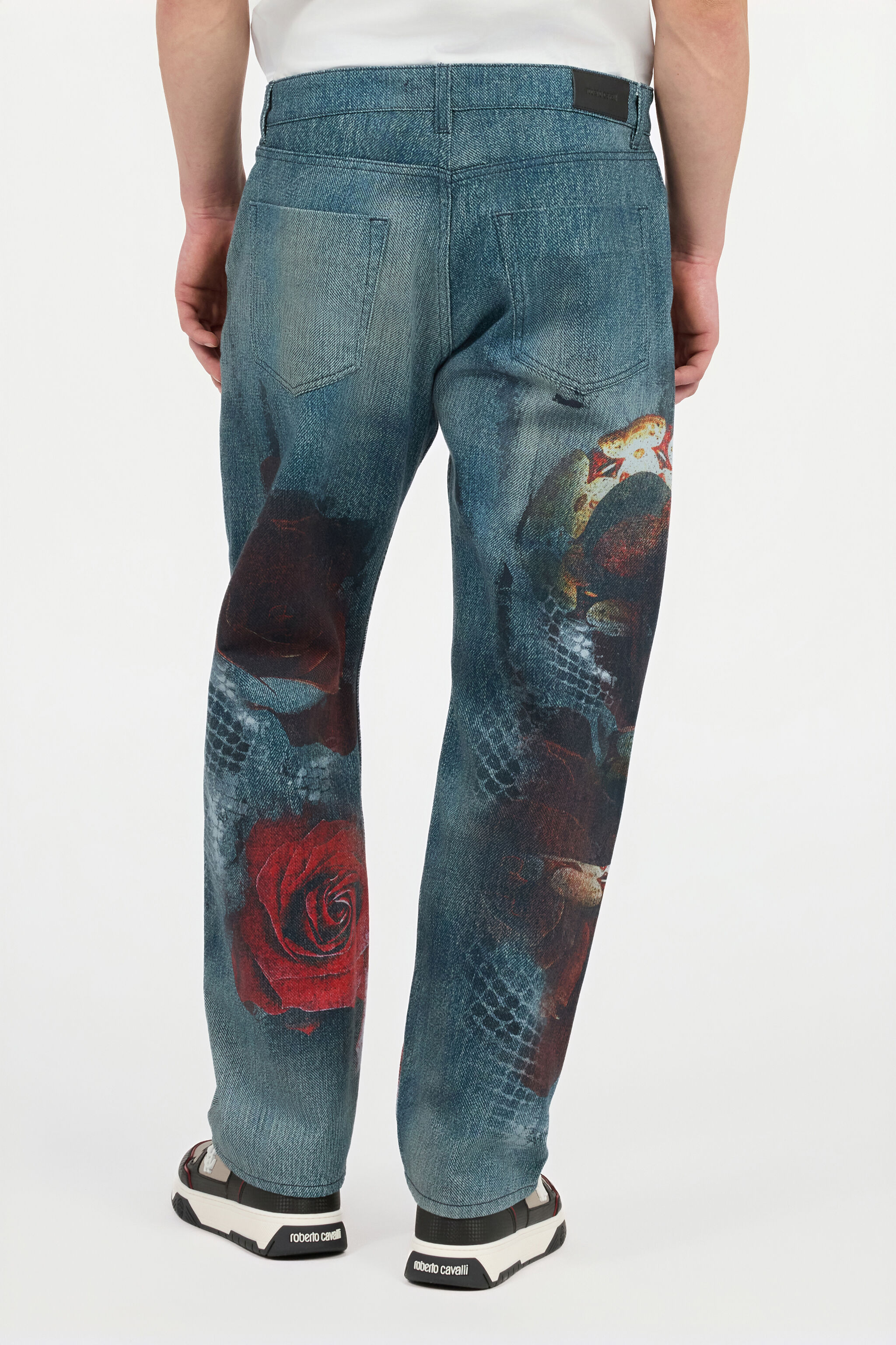 roberto cavalli ヘビ柄デニムパンツ Jeans with Rose and Snake Print in Red for Men | Roberto Cavalli®