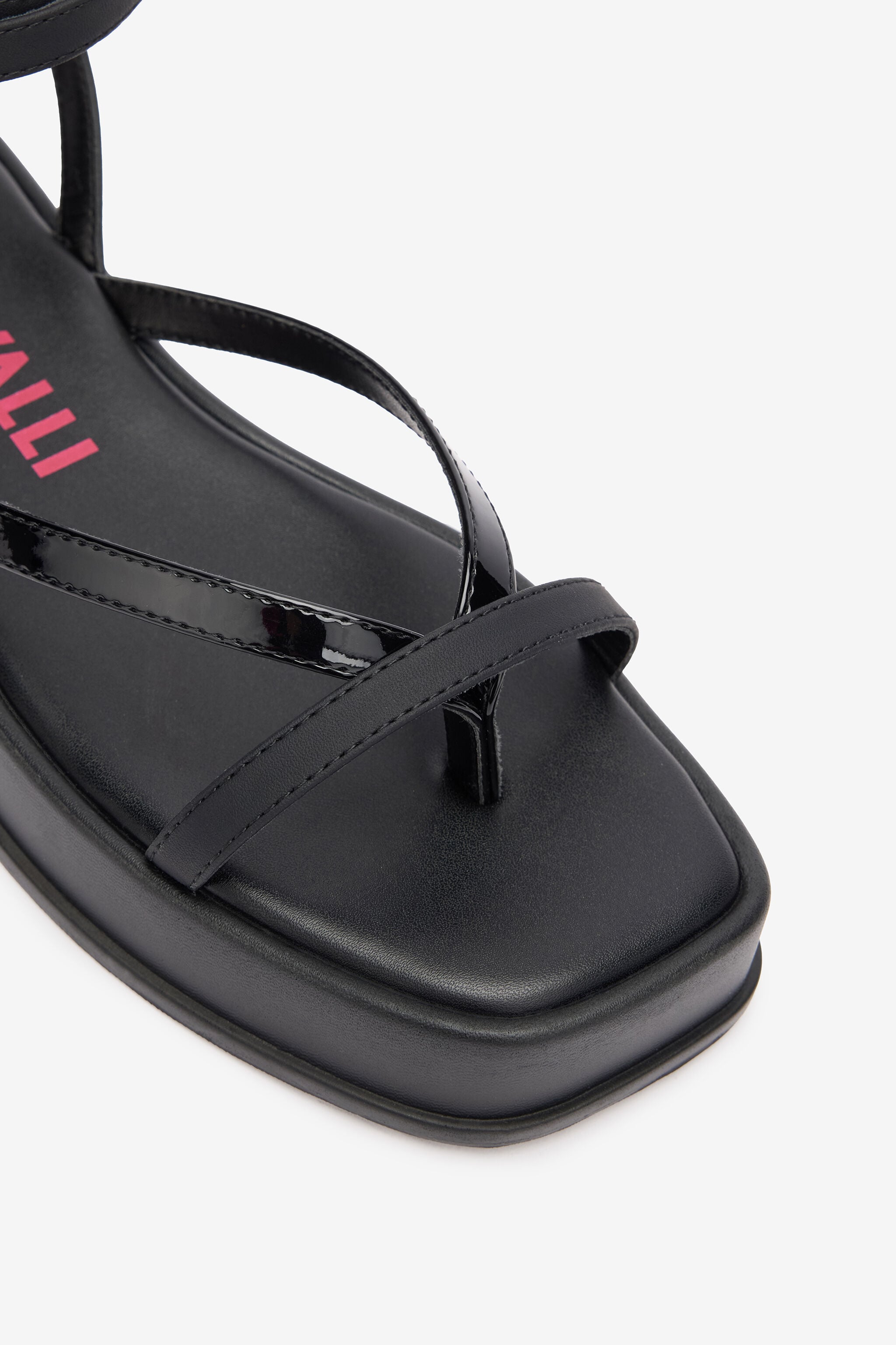 JC Flip-Flop Sandals With Platform And Strap JC Flip-Flop Sandals With Platform And Strap Black SFS162-SF499