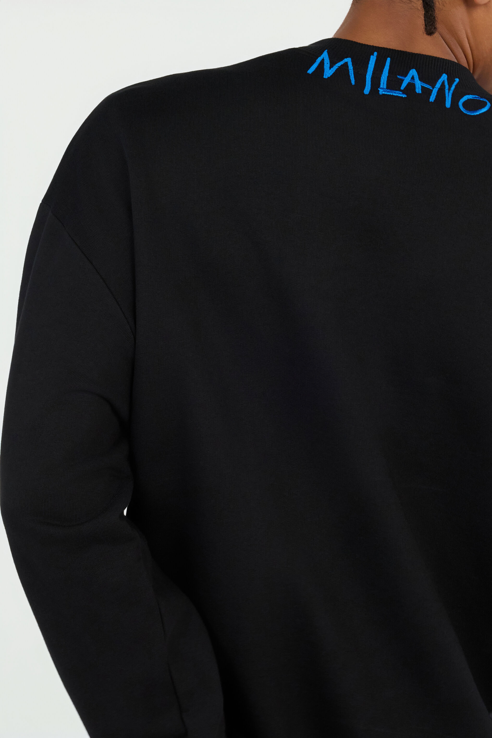 JC Black Sweatshirt With Graffiti Logo Embroidery JC Black Sweatshirt With Graffiti Logo Embroidery BLACK VFT086-VF130