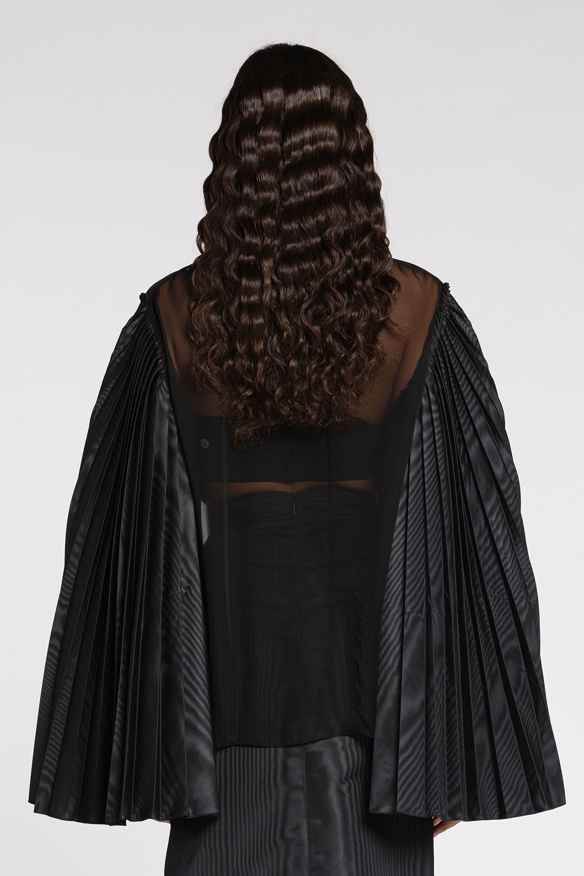 RC Pleated bell-sleeve shirt RC Pleated bell-sleeve shirt Black QWT703-CC001