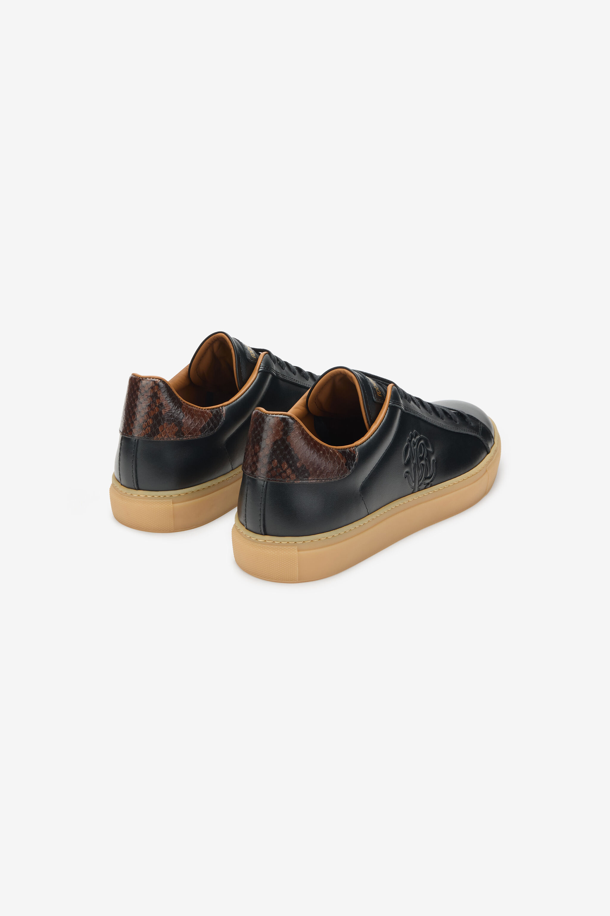 RC Sneaker in pelle con logo goffrato RC Sneaker in pelle con logo goffrato BLACK TOS00L-PZC15