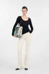 RC Long-sleeve sweater Black UWM608-WH003