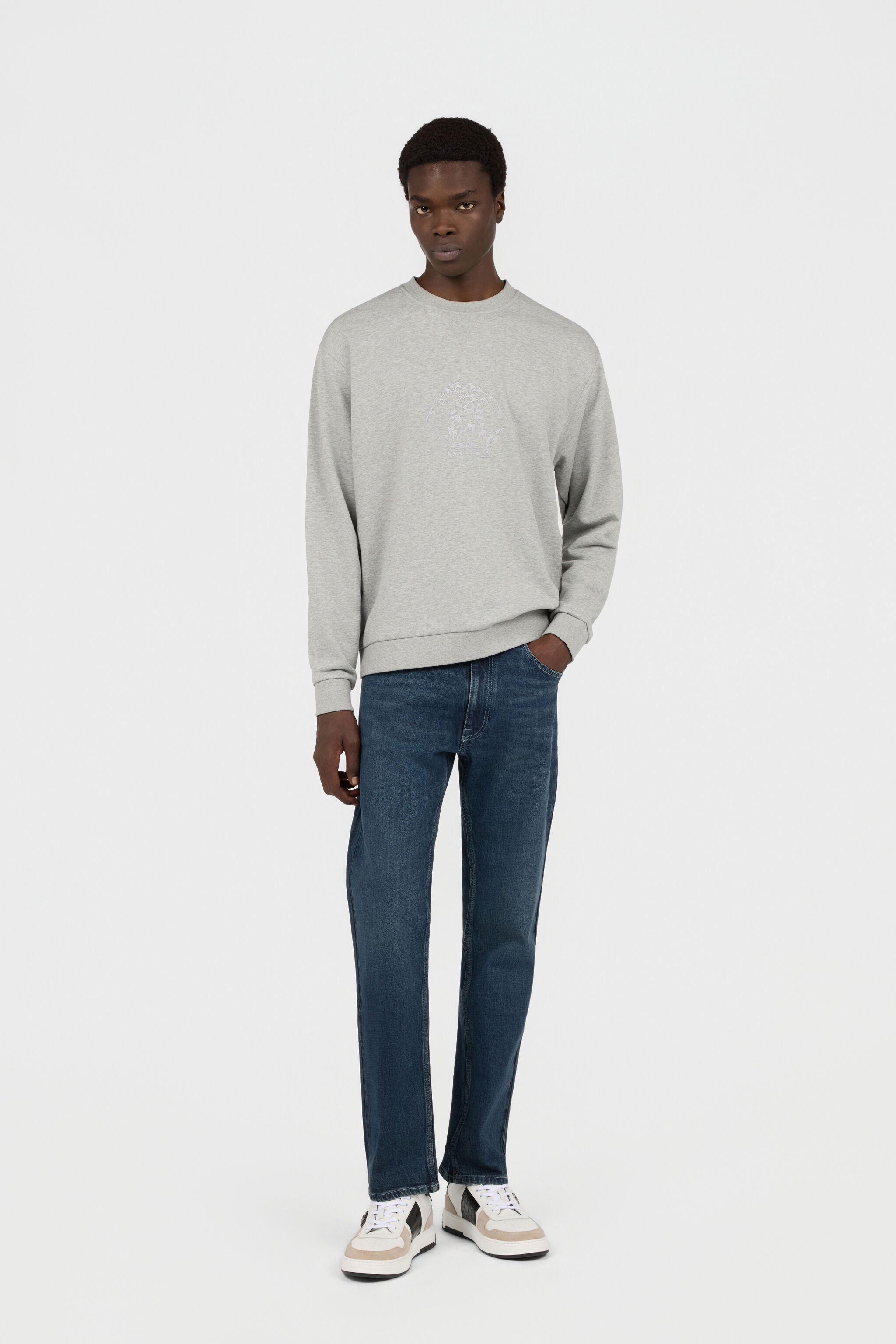RC Rundhals-Sweatshirt in Grau mit Logo RC Rundhals-Sweatshirt in Grau mit Logo GREY MELANGE TOT66C-CF062