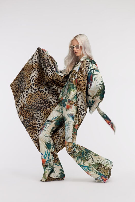 RC Jungle Print Belted Robe Coat With Silk Details RC Jungle Print Belted Robe Coat With Silk Details Green SKT501-SWI88