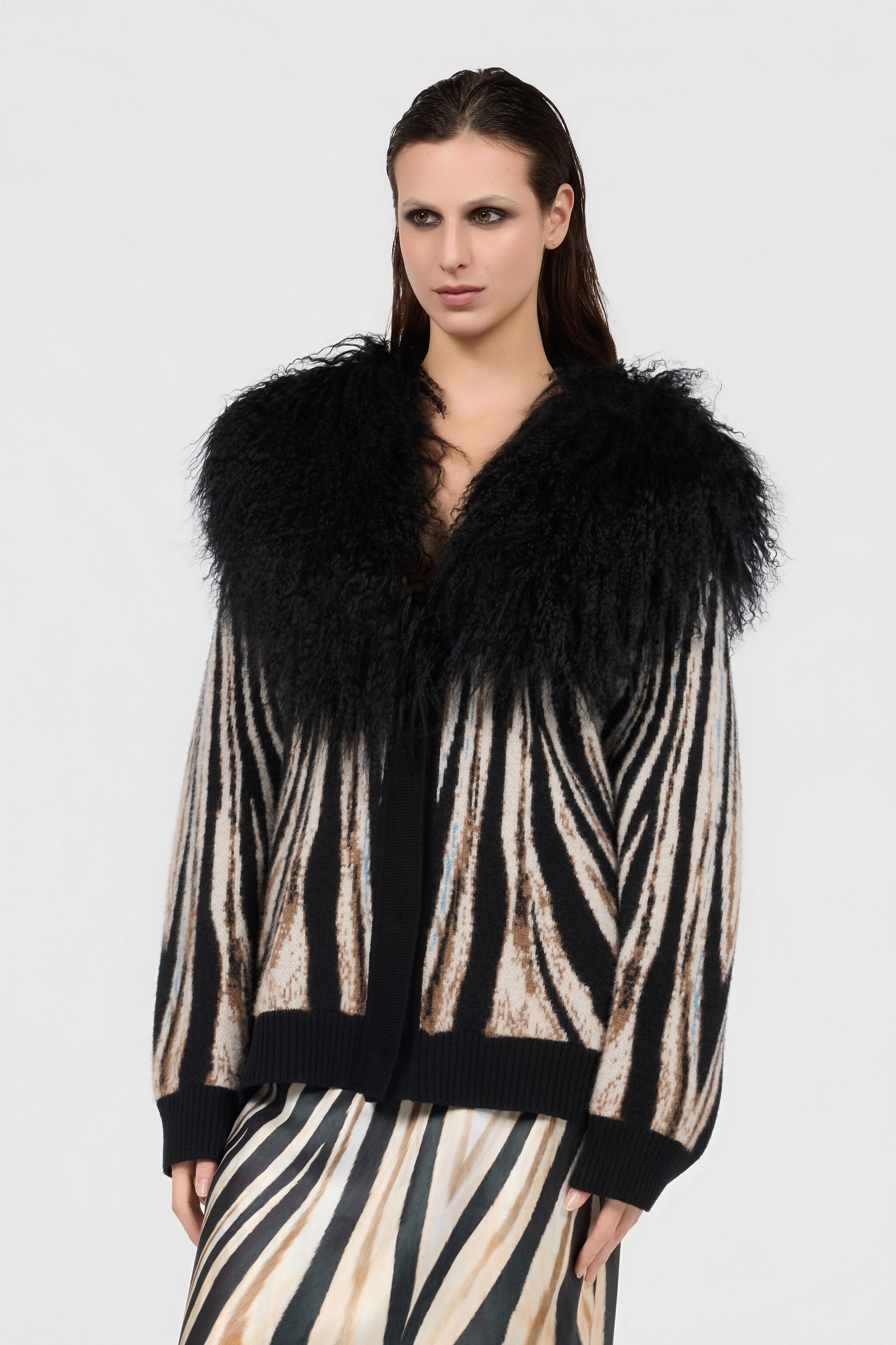 RC Jacquard Cardigan With Zebra Print RC Jacquard Cardigan With Zebra Print NATURAL/BLACK XQM906-MA008