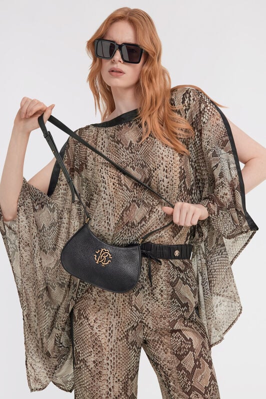 RC Black Shoulder Bag With Monogram RC RC Black Shoulder Bag With Monogram RC Black OOB00F-PZA12