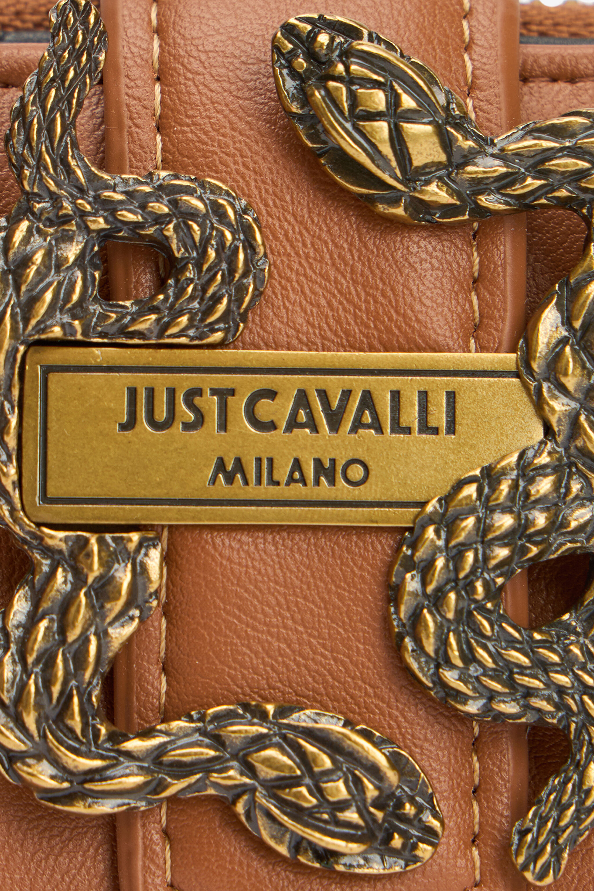 JC Light Beige Wallet with Logo Tag JC Light Beige Wallet with Logo Tag LIGHT BEIGE VFP027-VF862
