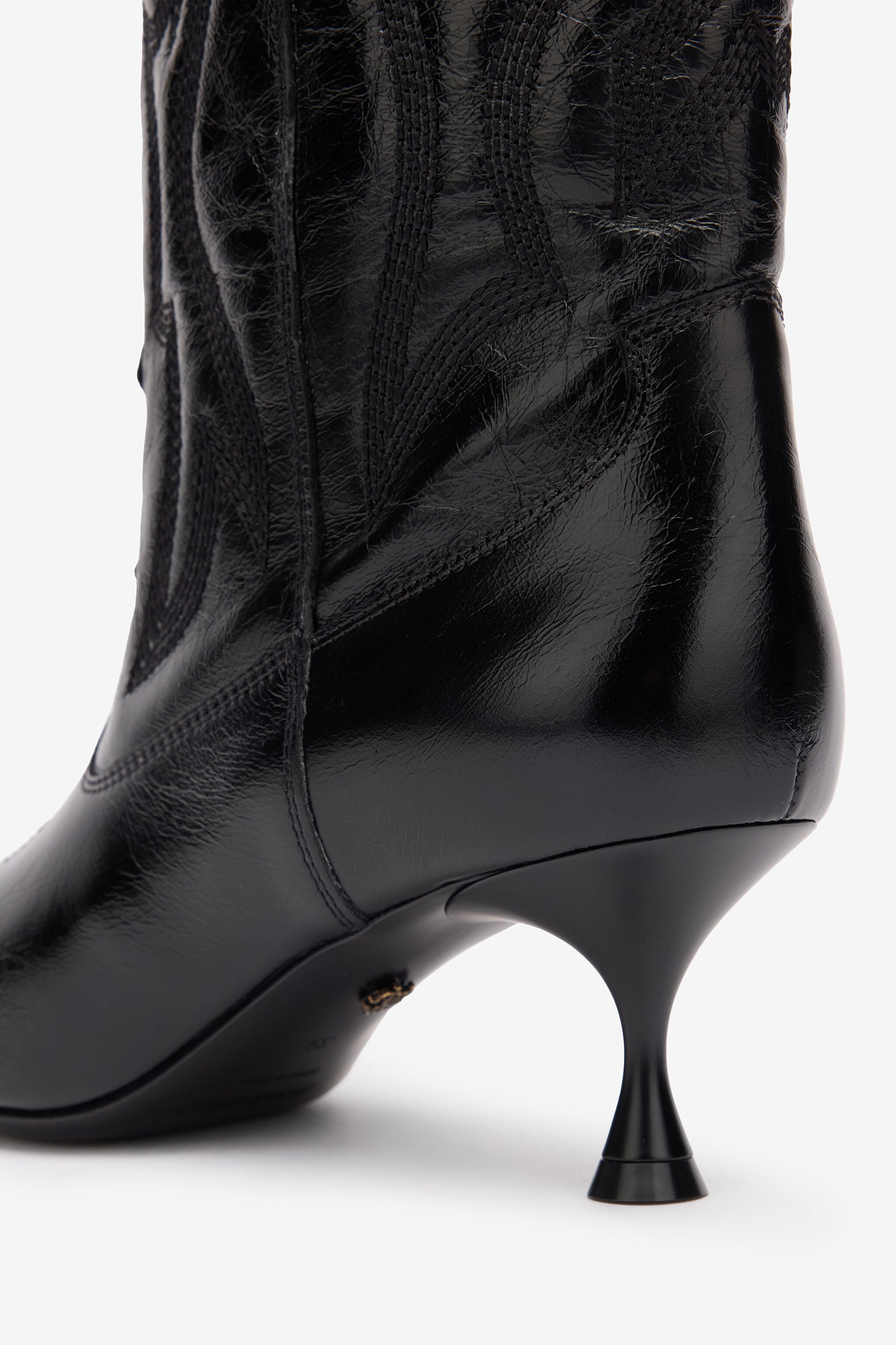 Boots With Quilted Motif in Black for Women | Roberto Cavalli®