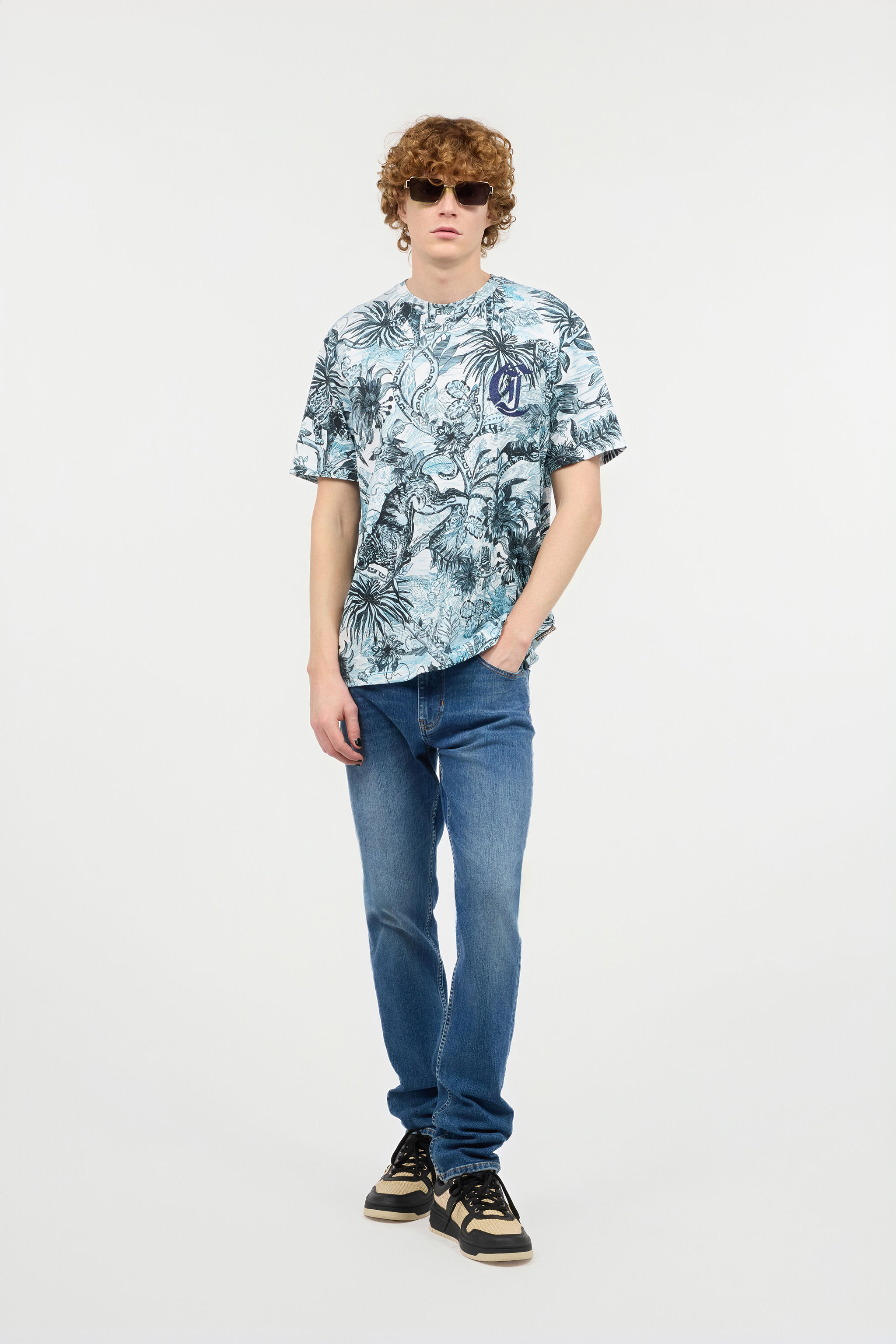 JC T-Shirt With Jungle And Monogram Print JC T-Shirt With Jungle And Monogram Print Light blue UFT042-UF062