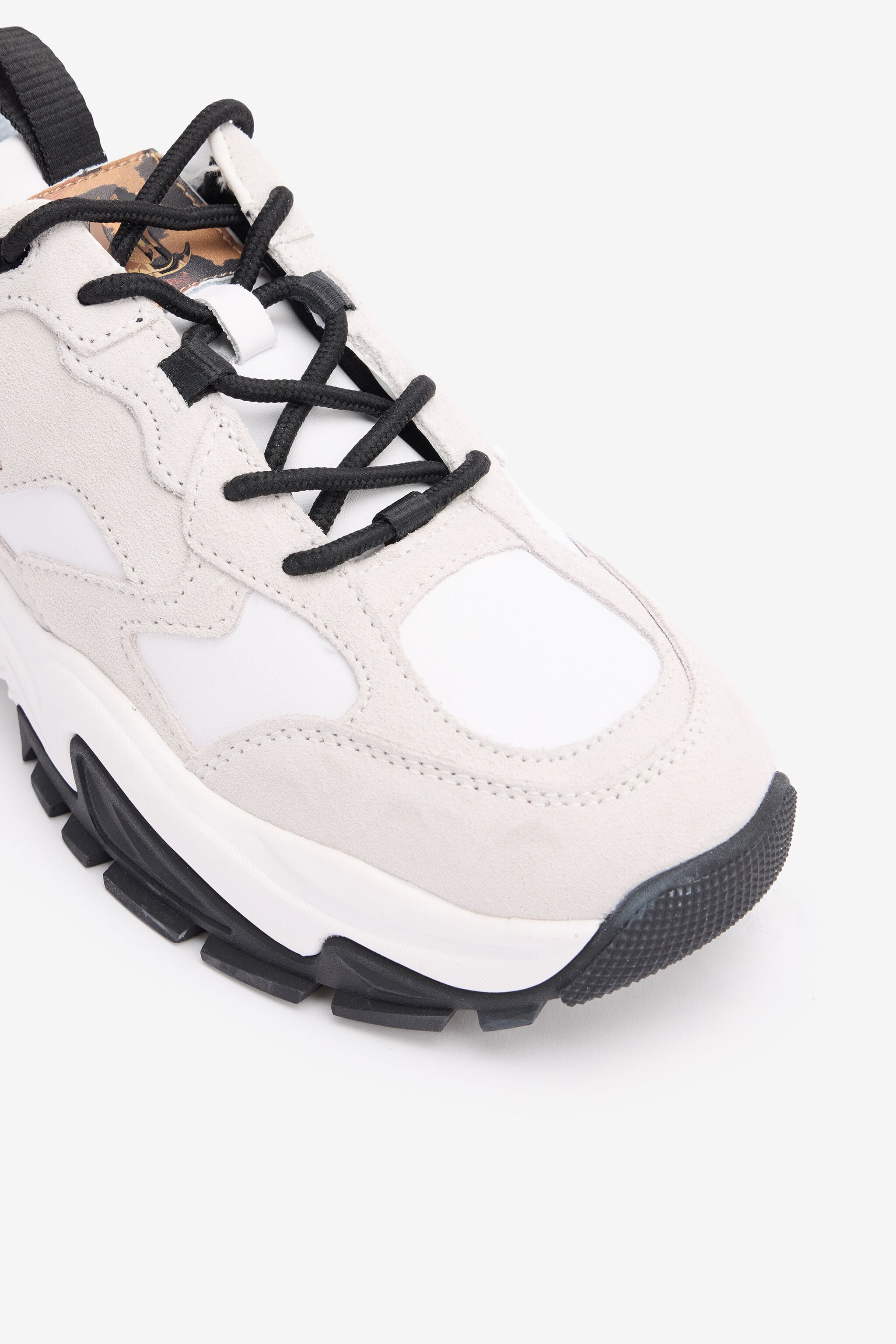 JC Sneakers With Jaguar Skin Logo JC Sneakers With Jaguar Skin Logo White TFS043-TF363