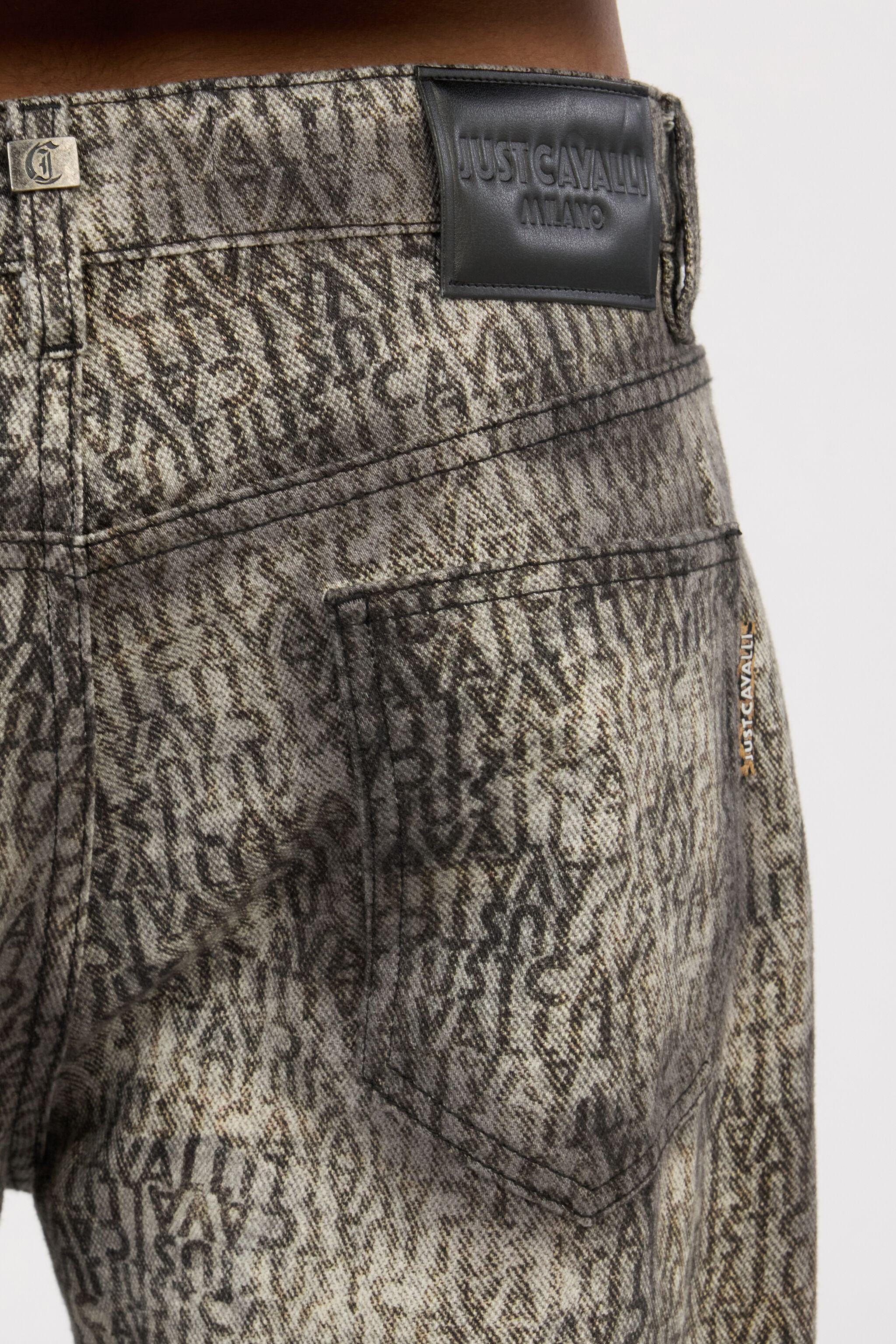 JC All-Over Logo Print Jeans BLACK VFJ009-VF028