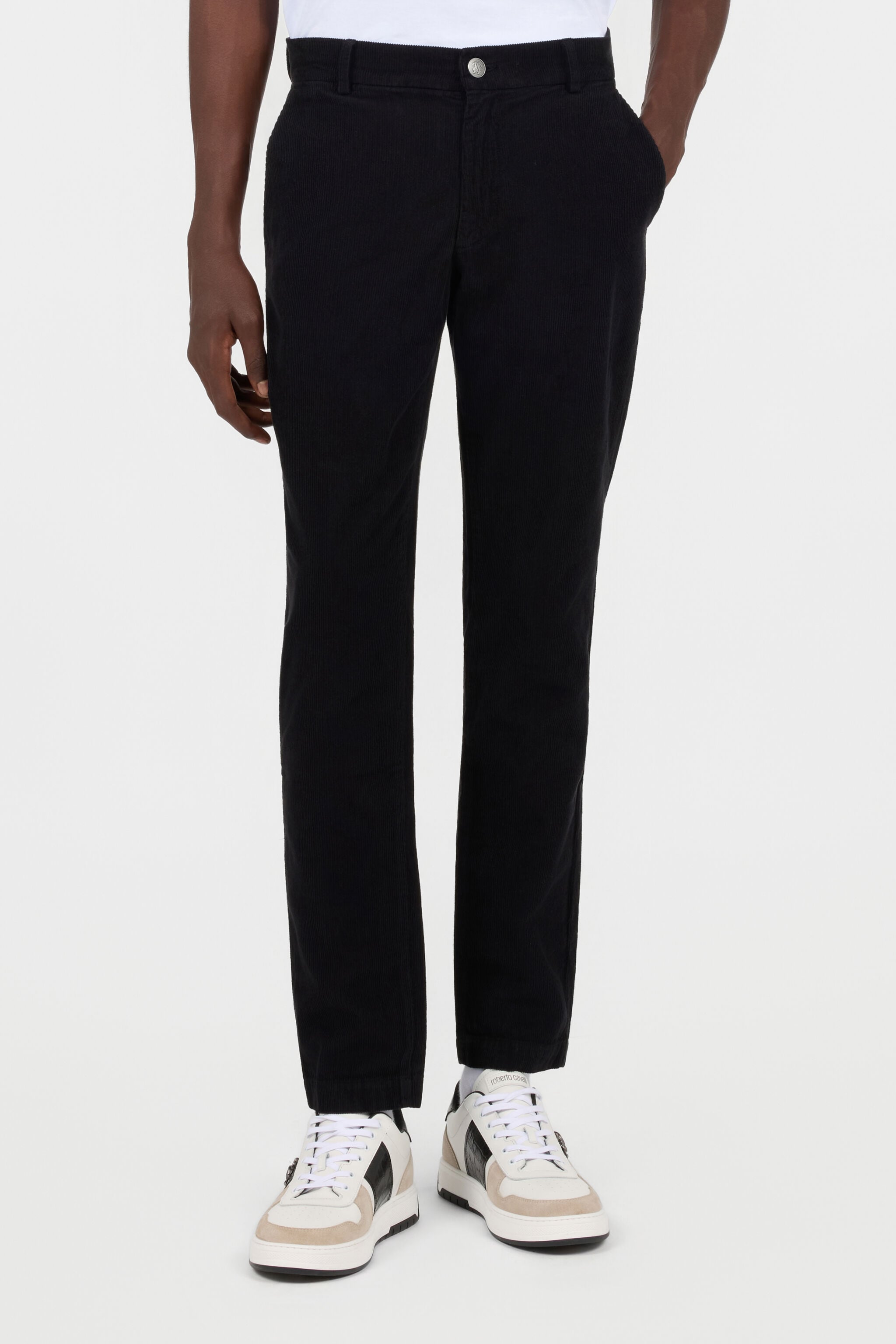 RC Pantalones de pana negro de pernera recta RC Pantalones de pana negro de pernera recta BLACK TOT20E-VL004