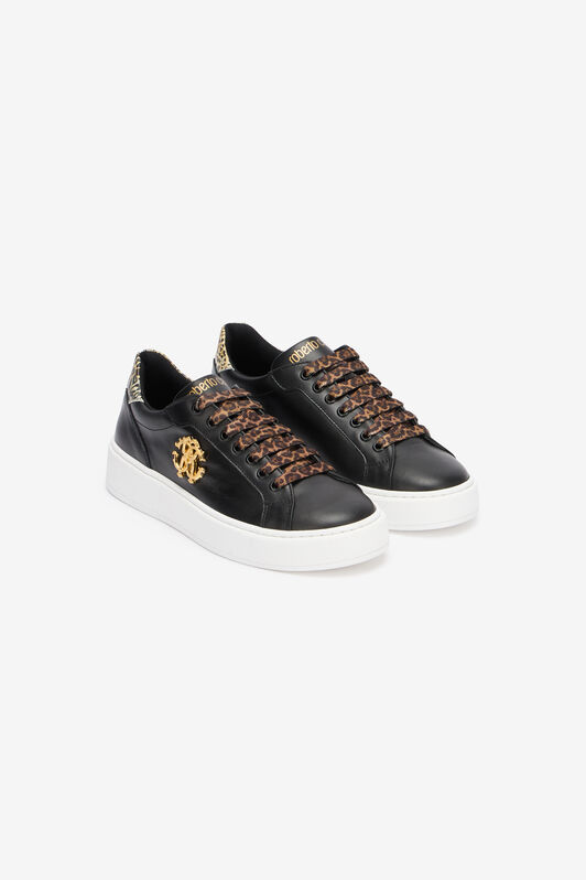 RC Zapatilla Negra De Piel Con Monogram RC RC Zapatilla Negra De Piel Con Monogram RC BLACK QOS01J-PZO13