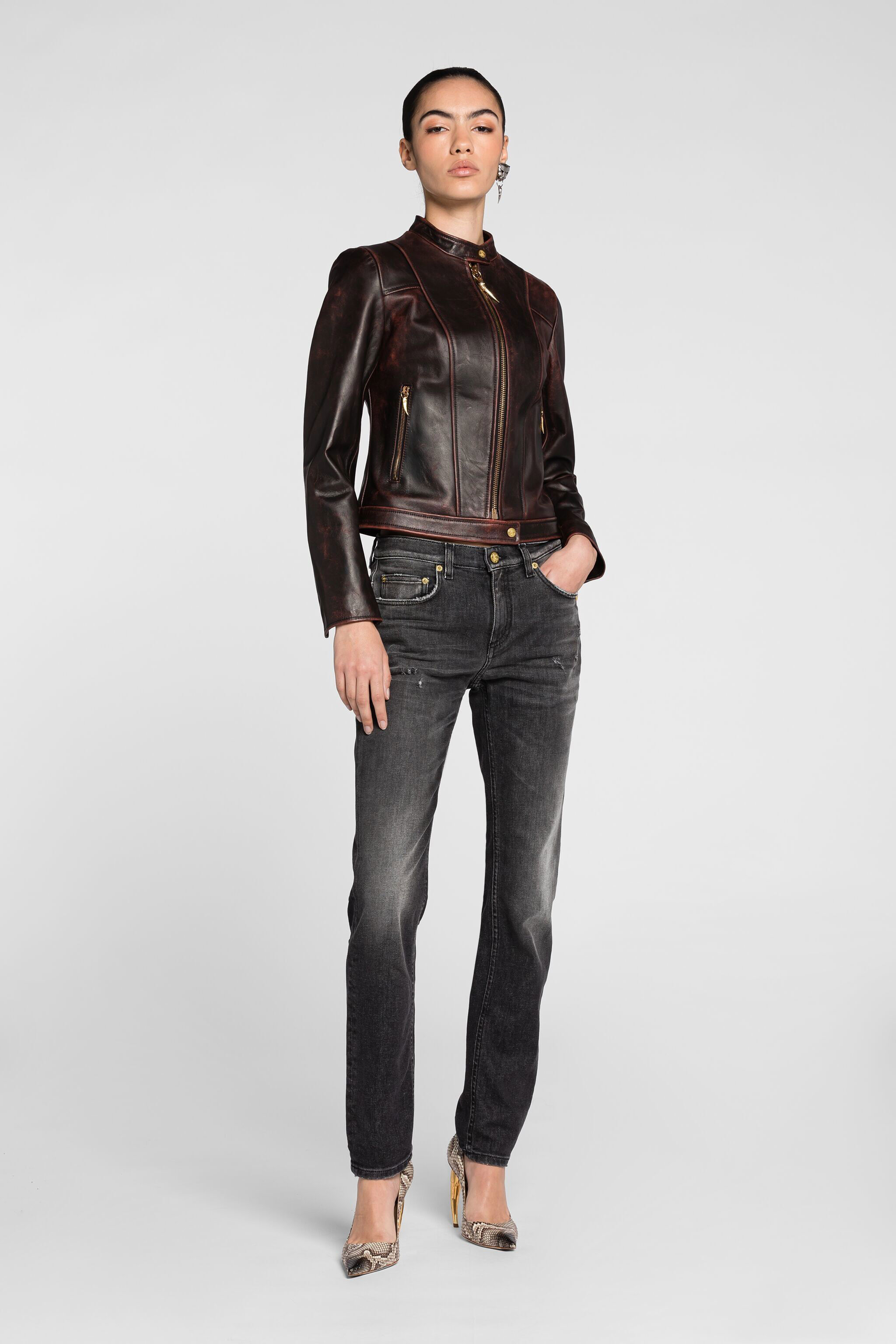 RC Slim-Fit Jeans Black PKJ232-DN002