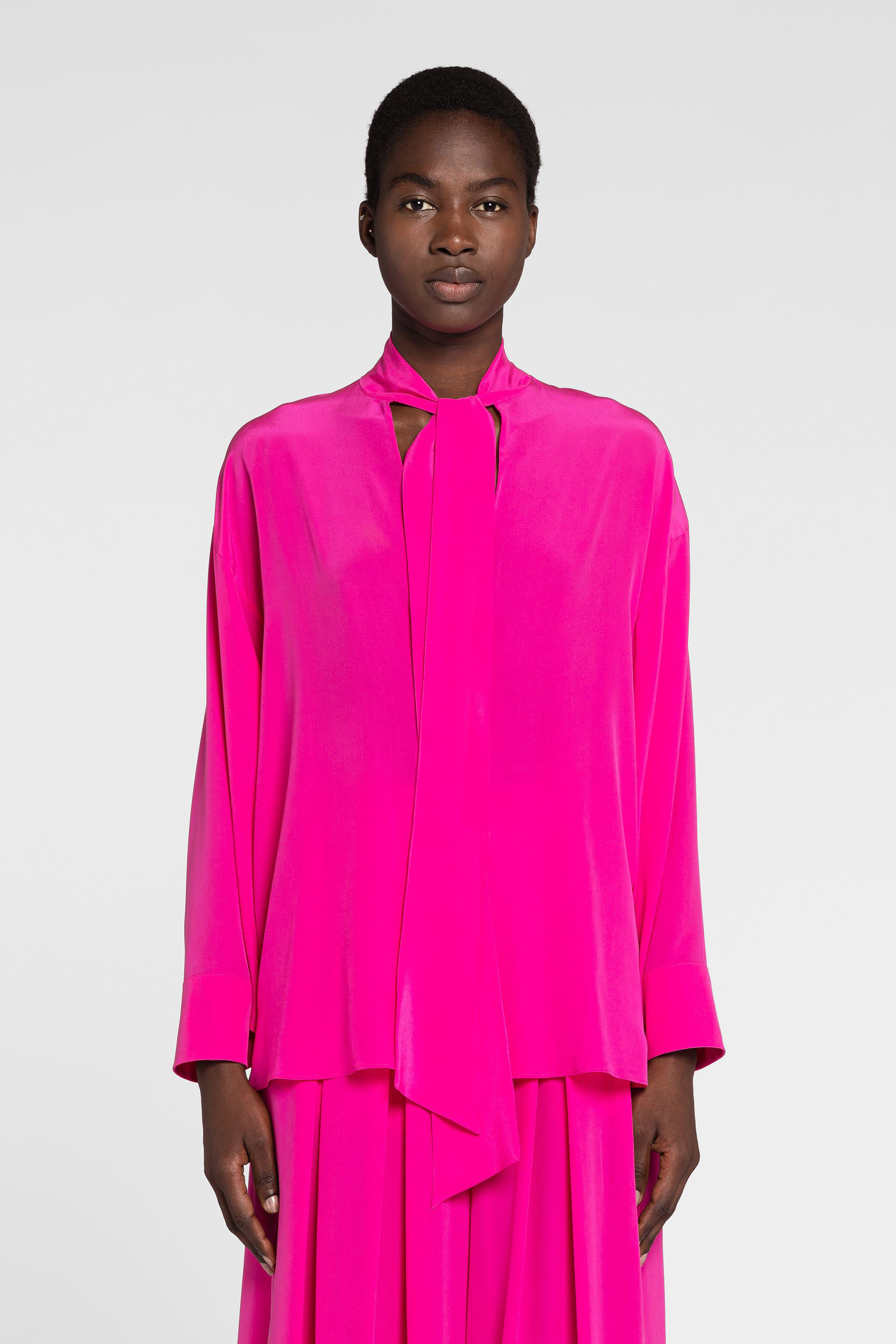 RC Tie-Neck Silk Top FUCHSIA OQT706-SY001