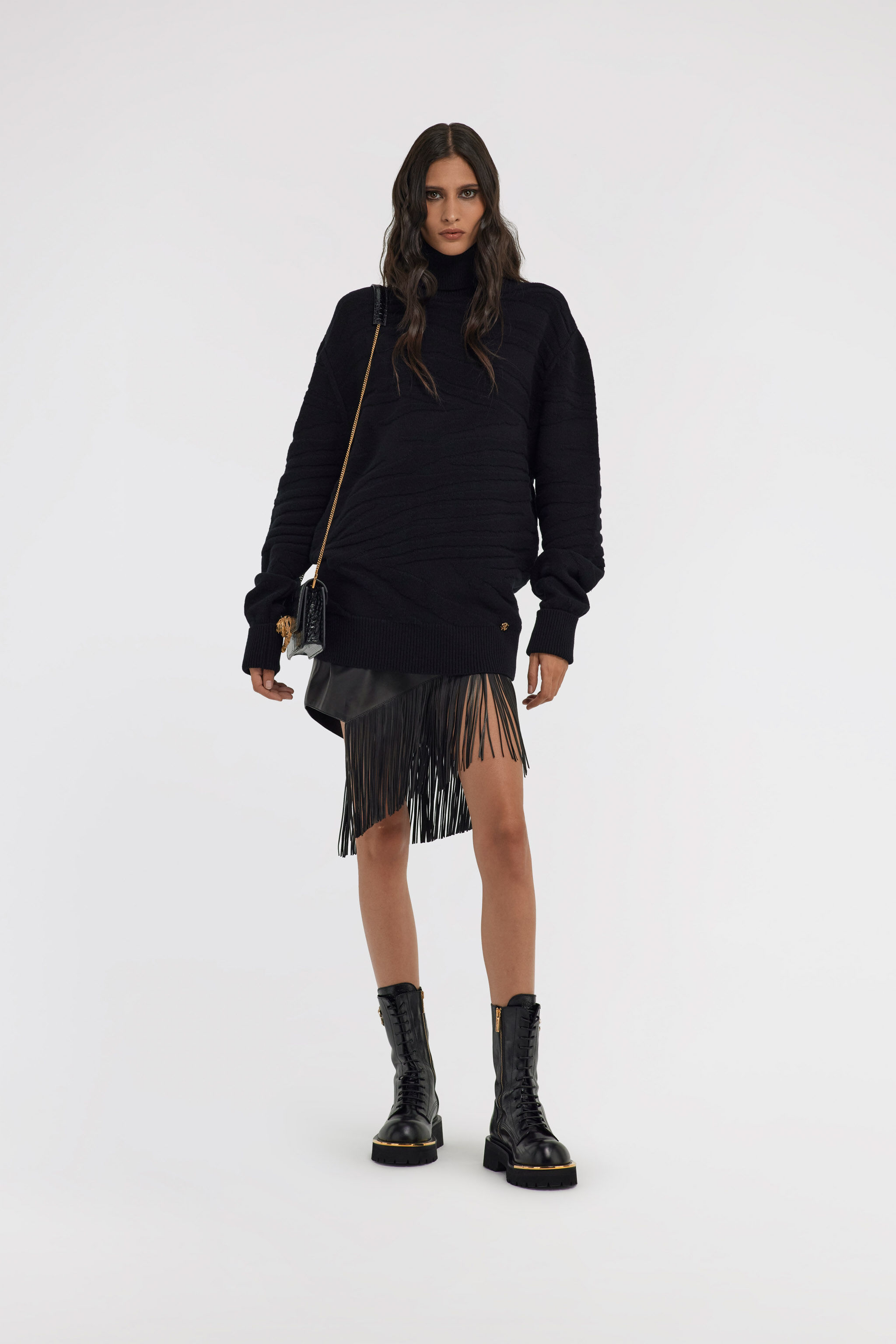 RC Turtleneck Sweater Negro TKM622-MQ001