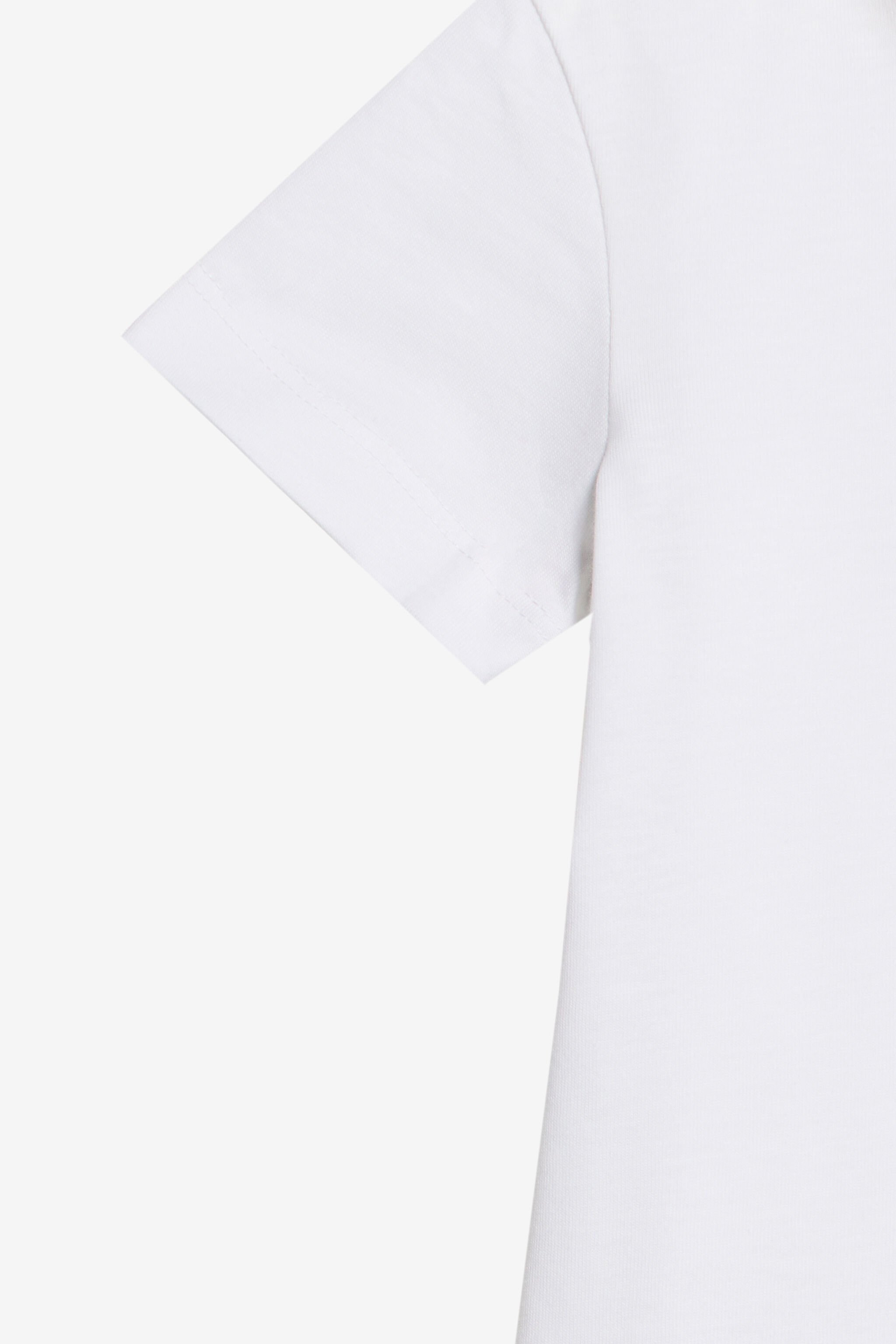 JU White T-shirt with RC Logo MILKY WHITE WJT600-JD001