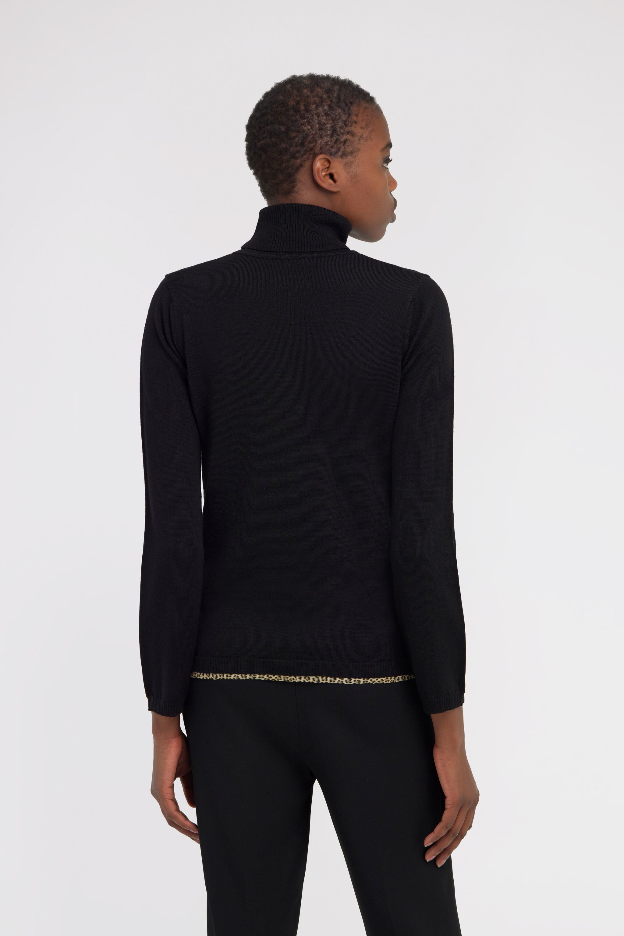 RC Turtleneck sweater Negro NOM00B-MQ030