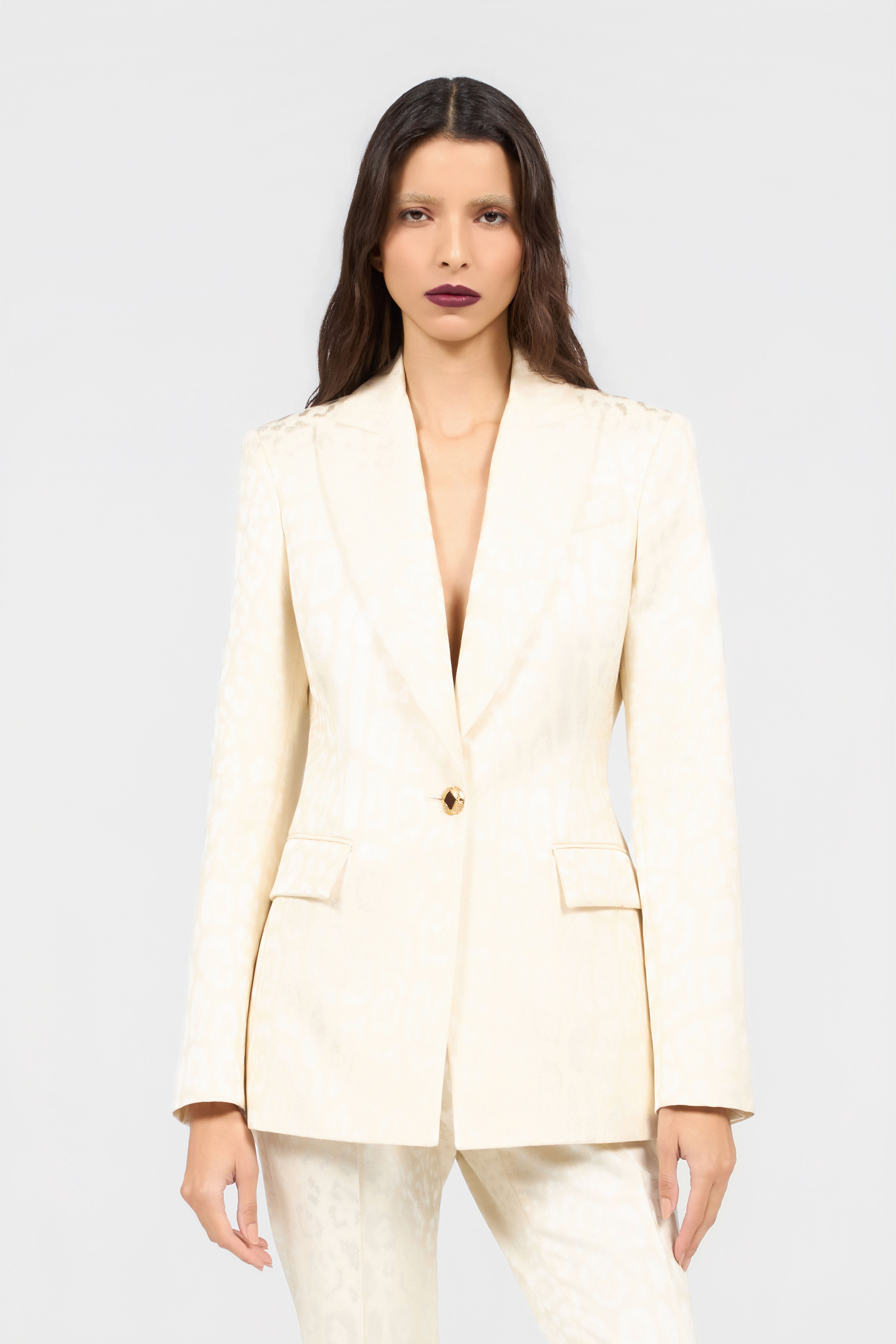 RC Ivory Jacket With Jaguar Motif RC Ivory Jacket With Jaguar Motif IVORY XQT401-TJ033