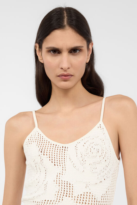 RC Openwork Top With Roses White UKM604-MI001