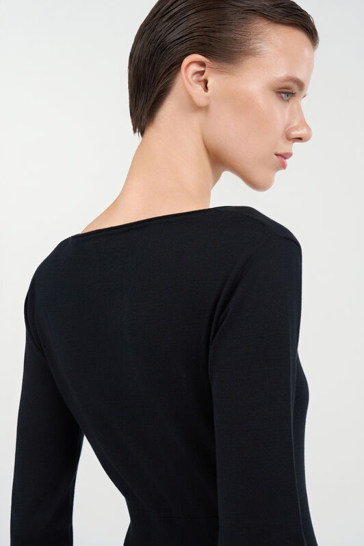 RC Long-sleeve sweater Nero UWM608-WH003